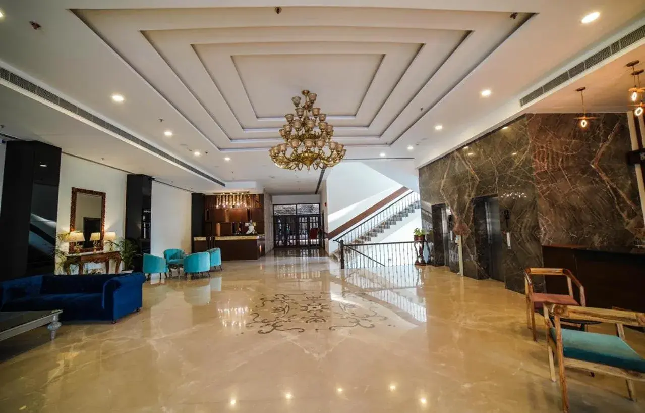 Lobby or reception in Hotel Le Amritam Lobby or reception in Hotel Le Amritam