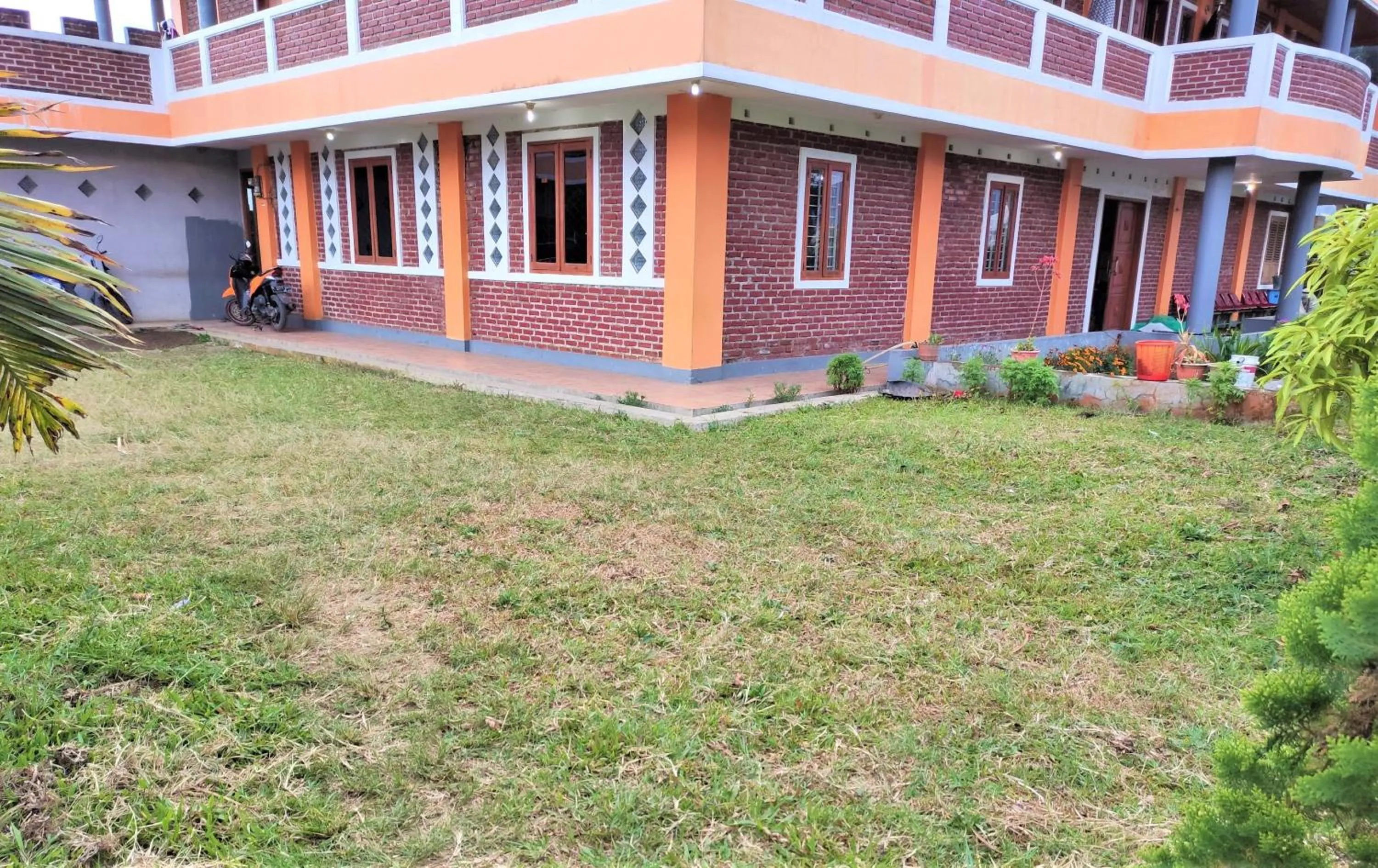 Garden in Villa Orange Lembang Pengkolan