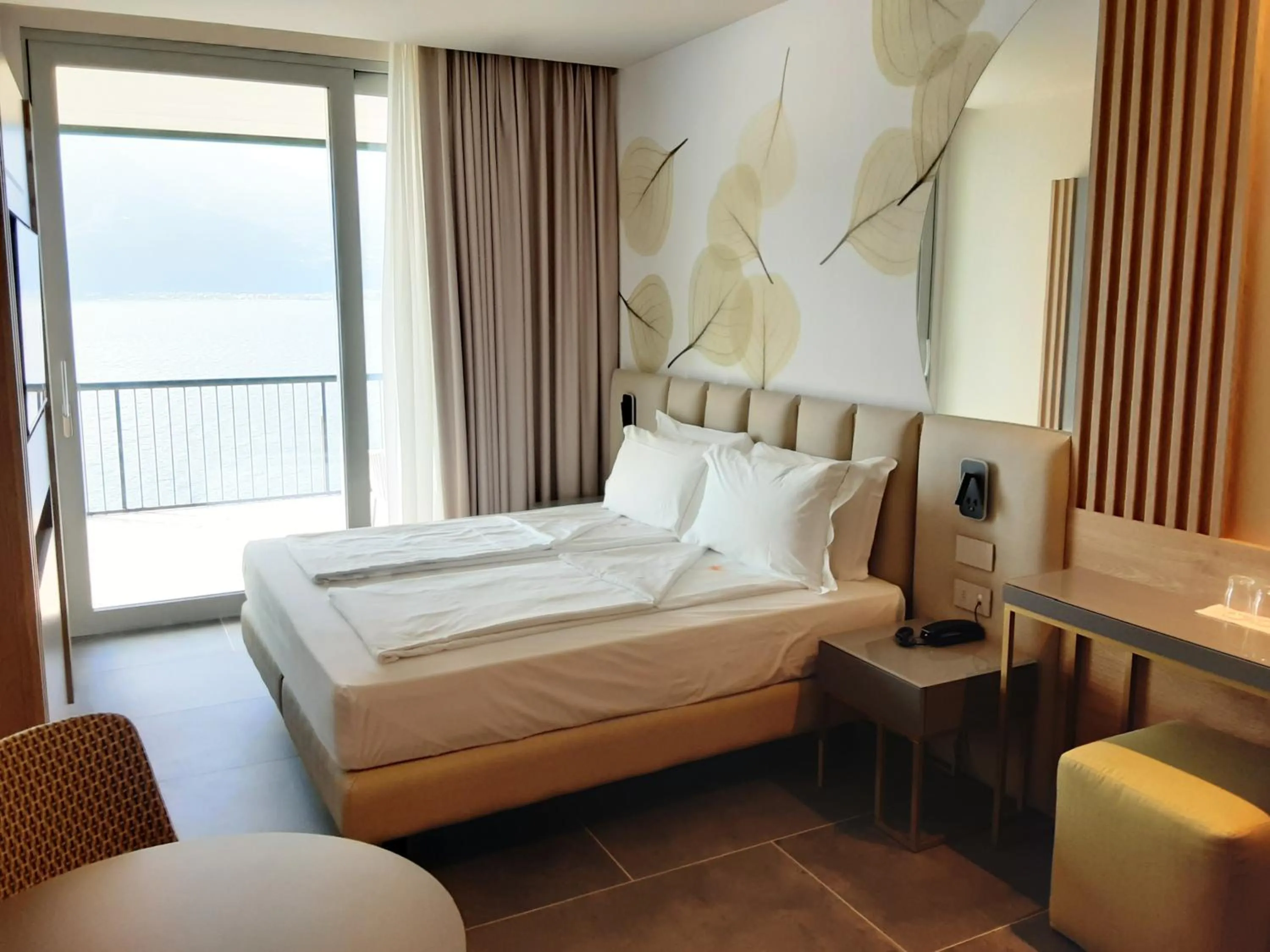 Bed in HOTEL ASTOR