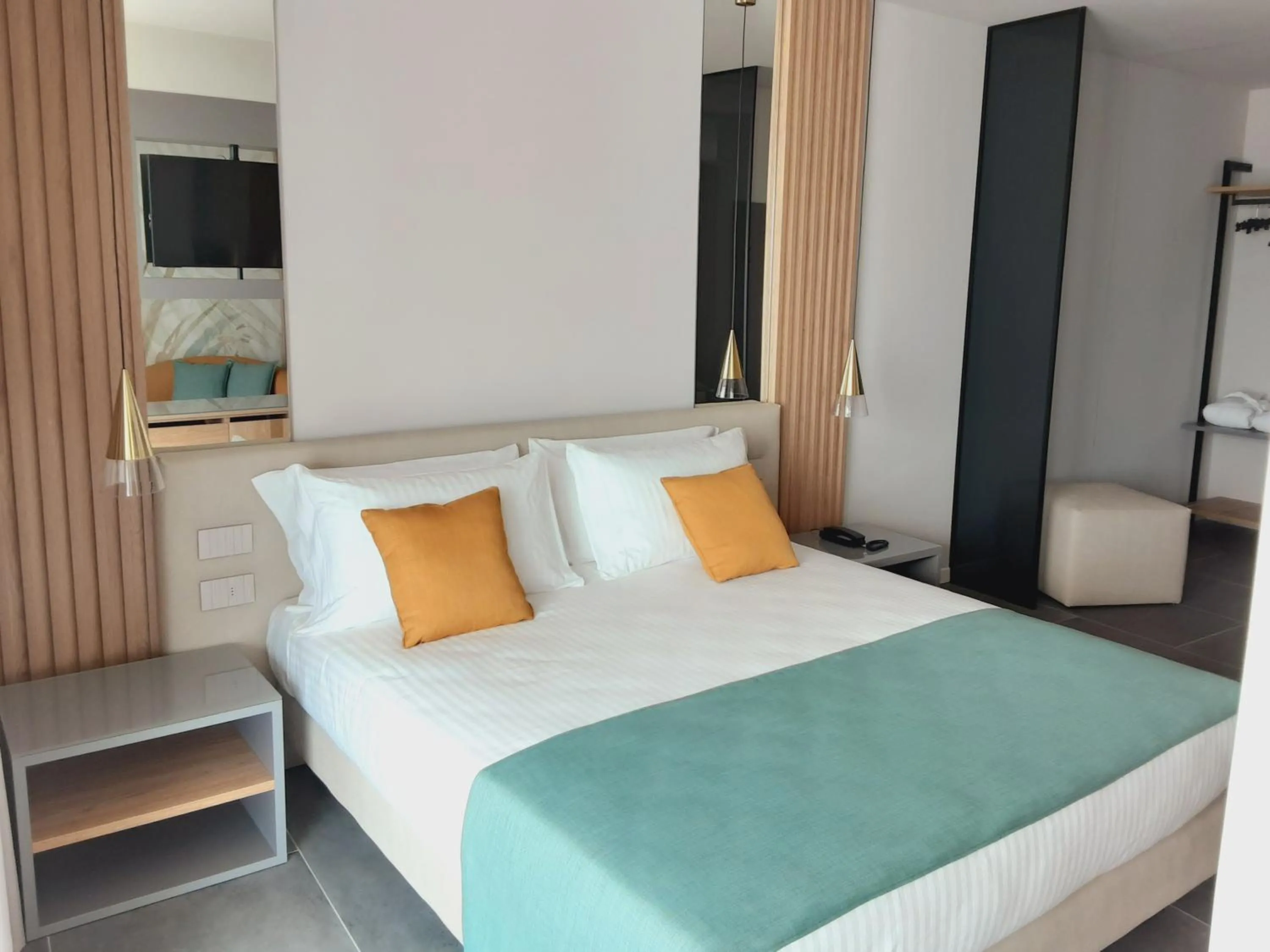 Bed in HOTEL ASTOR