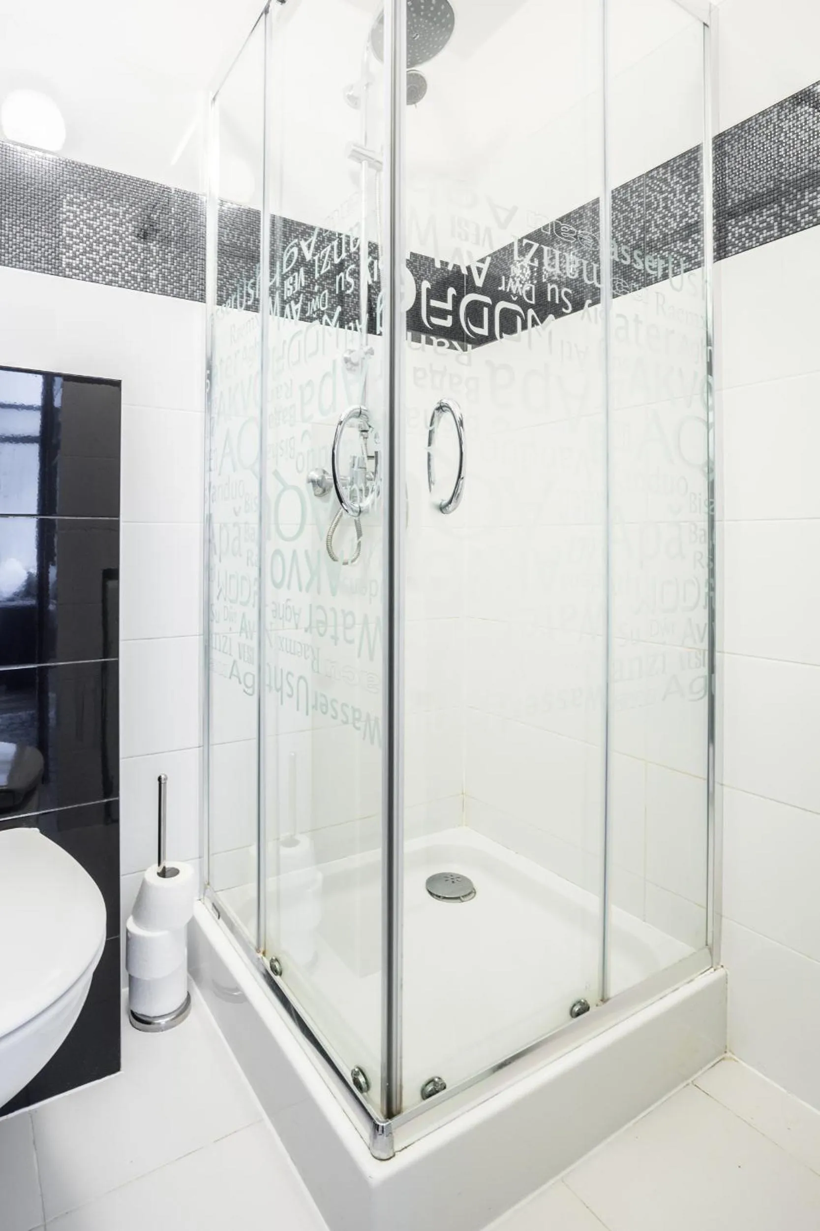 Bathroom in oompH Warsaw Central Apartment