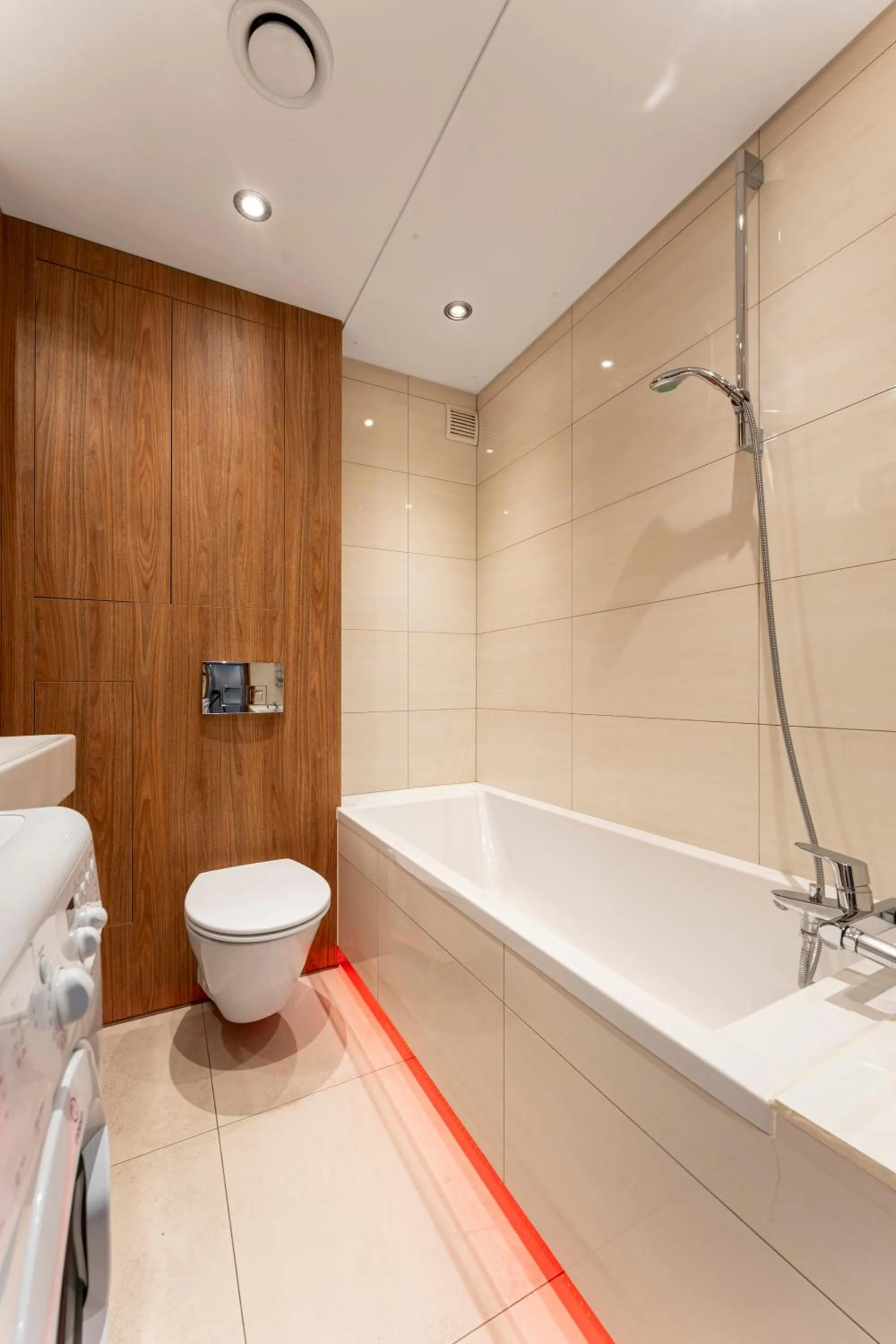 Shower in oompH Warsaw Central Apartment