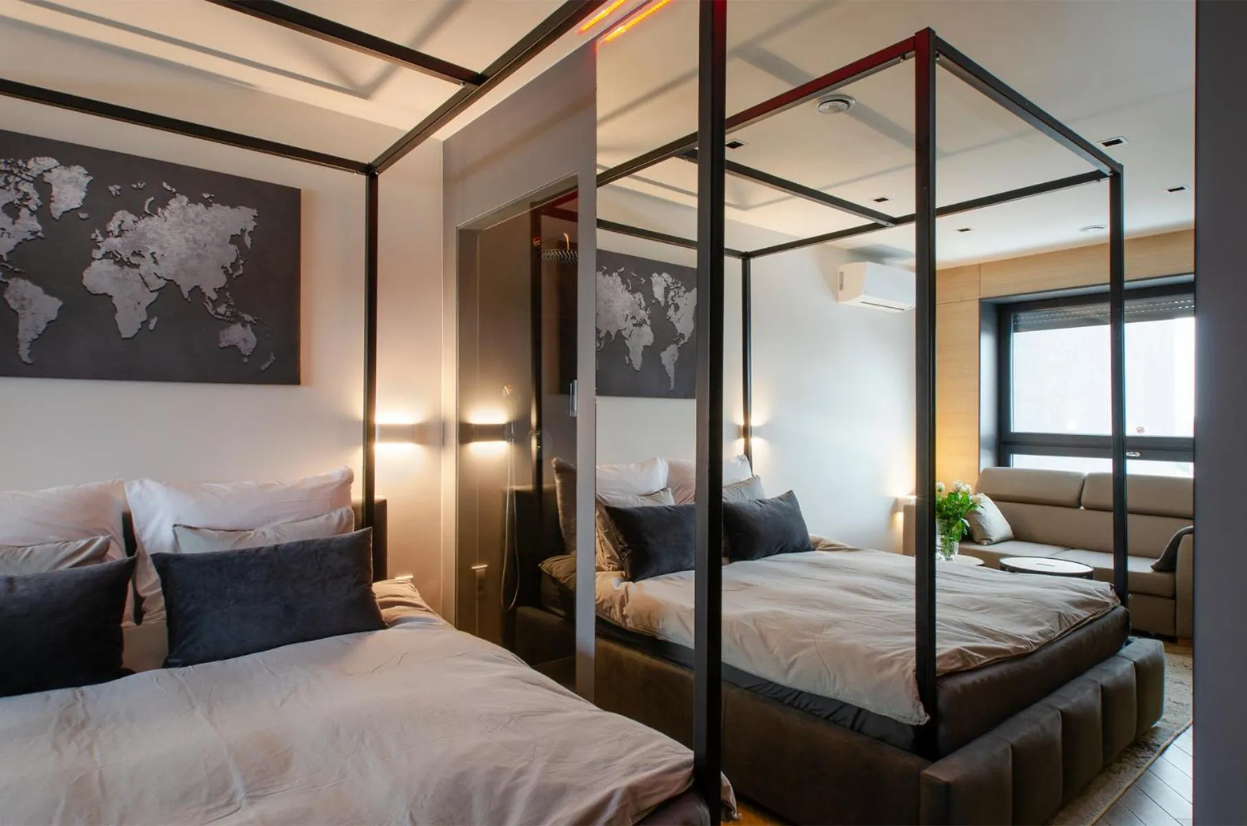 Bed in LupoApartments z Klimatyzacją do wyboru z Jacuzzi Pole Dance Parking Dostęp na Kod