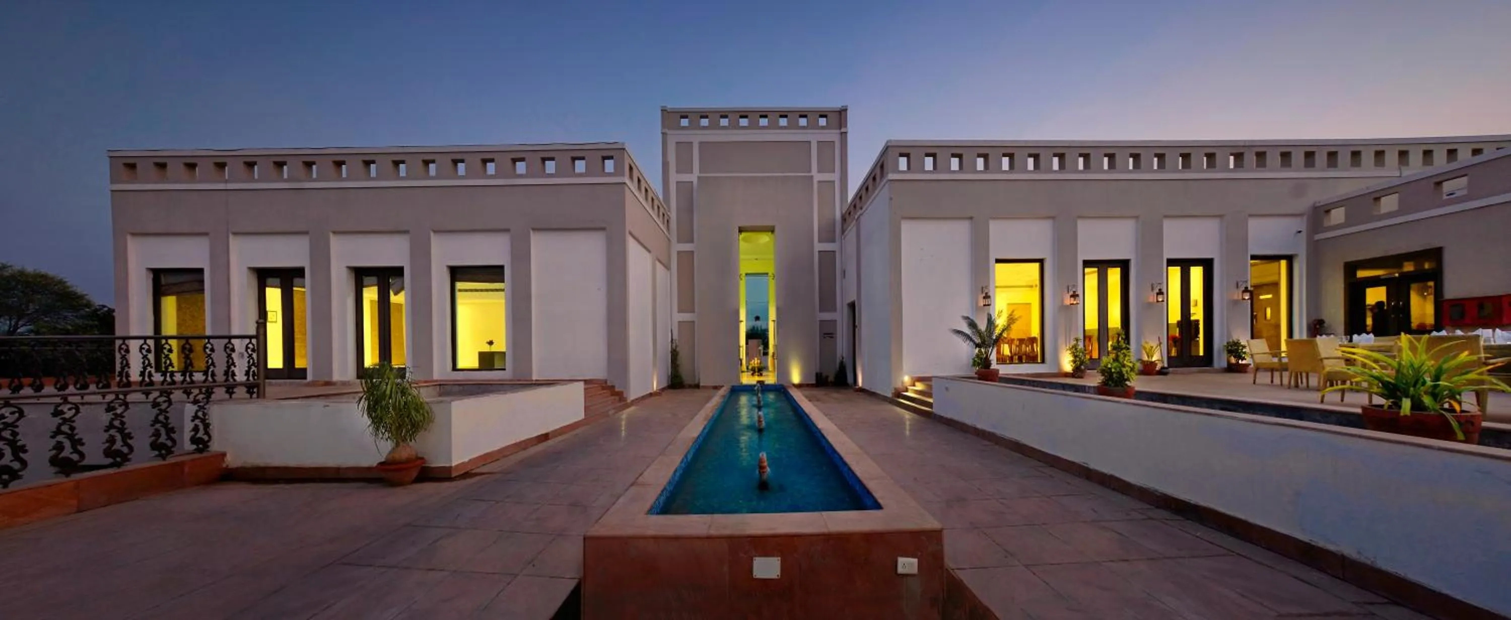 Facade/entrance in Achrol Niwas A TreeHouse Hotel