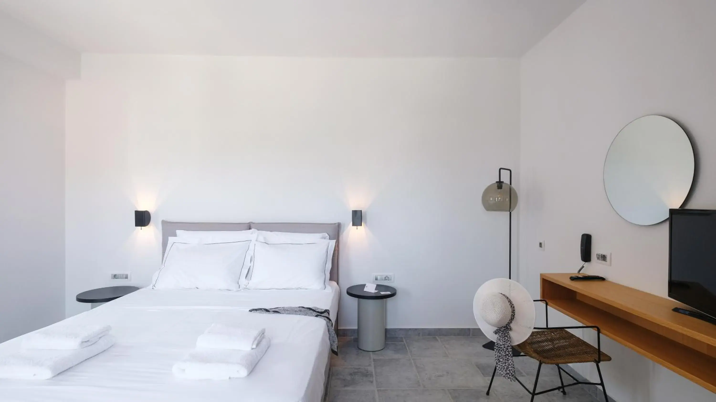 Family Suite with Partial Sea View in Margo Beach Hotel Family Suite with Partial Sea View in Margo Beach Hotel