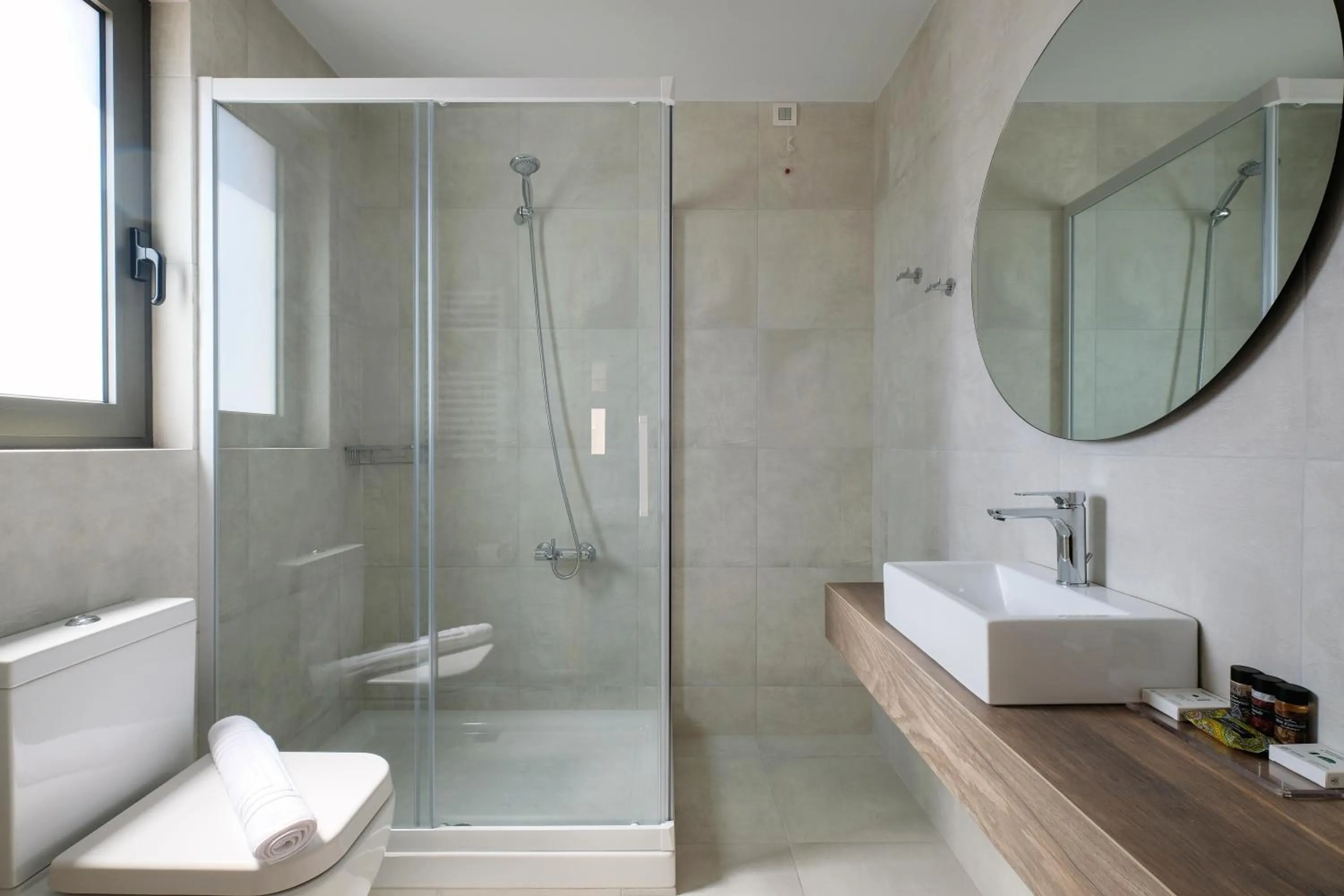 Bathroom in Margo Beach Hotel