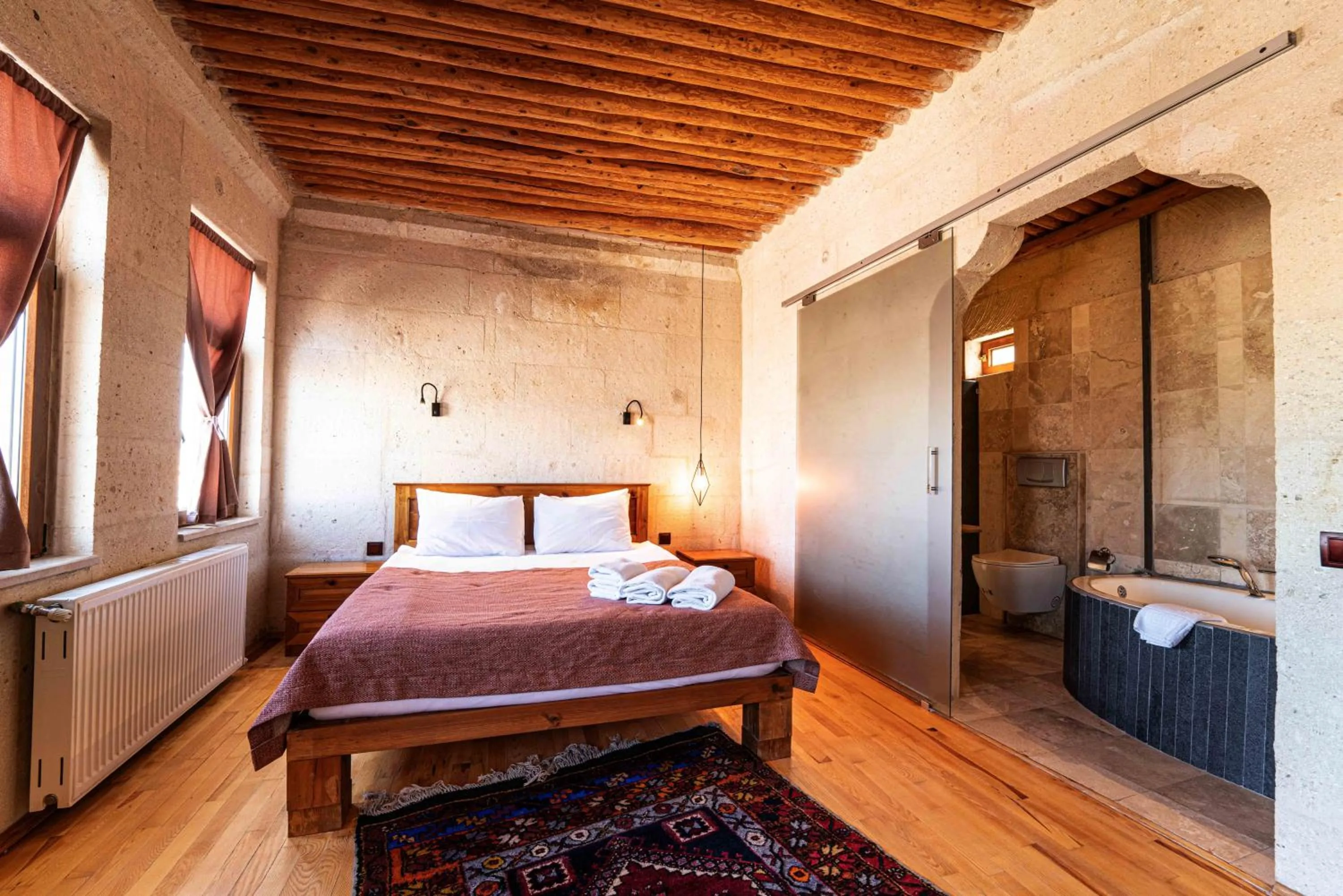 Photo of the whole room, Bed in Alice in Cappadocia