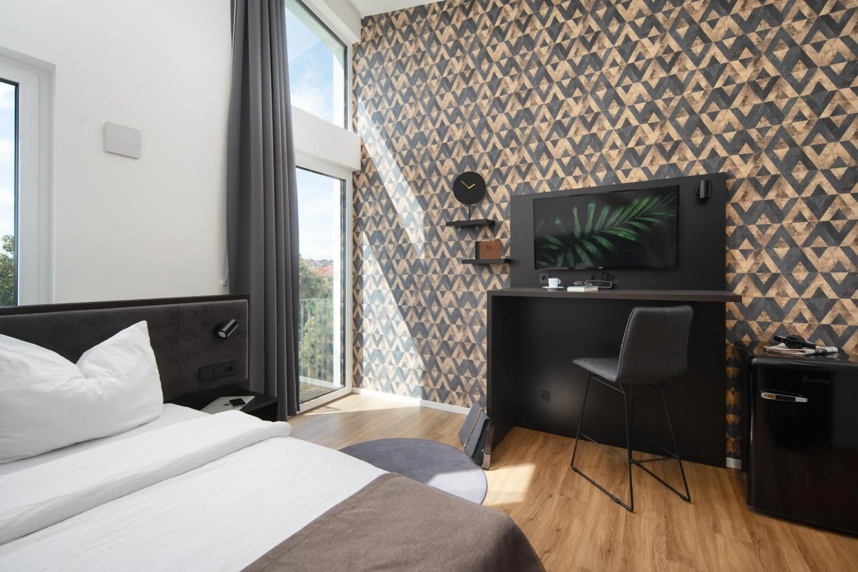 Photo of the whole room, Bed in We rooms Hotel