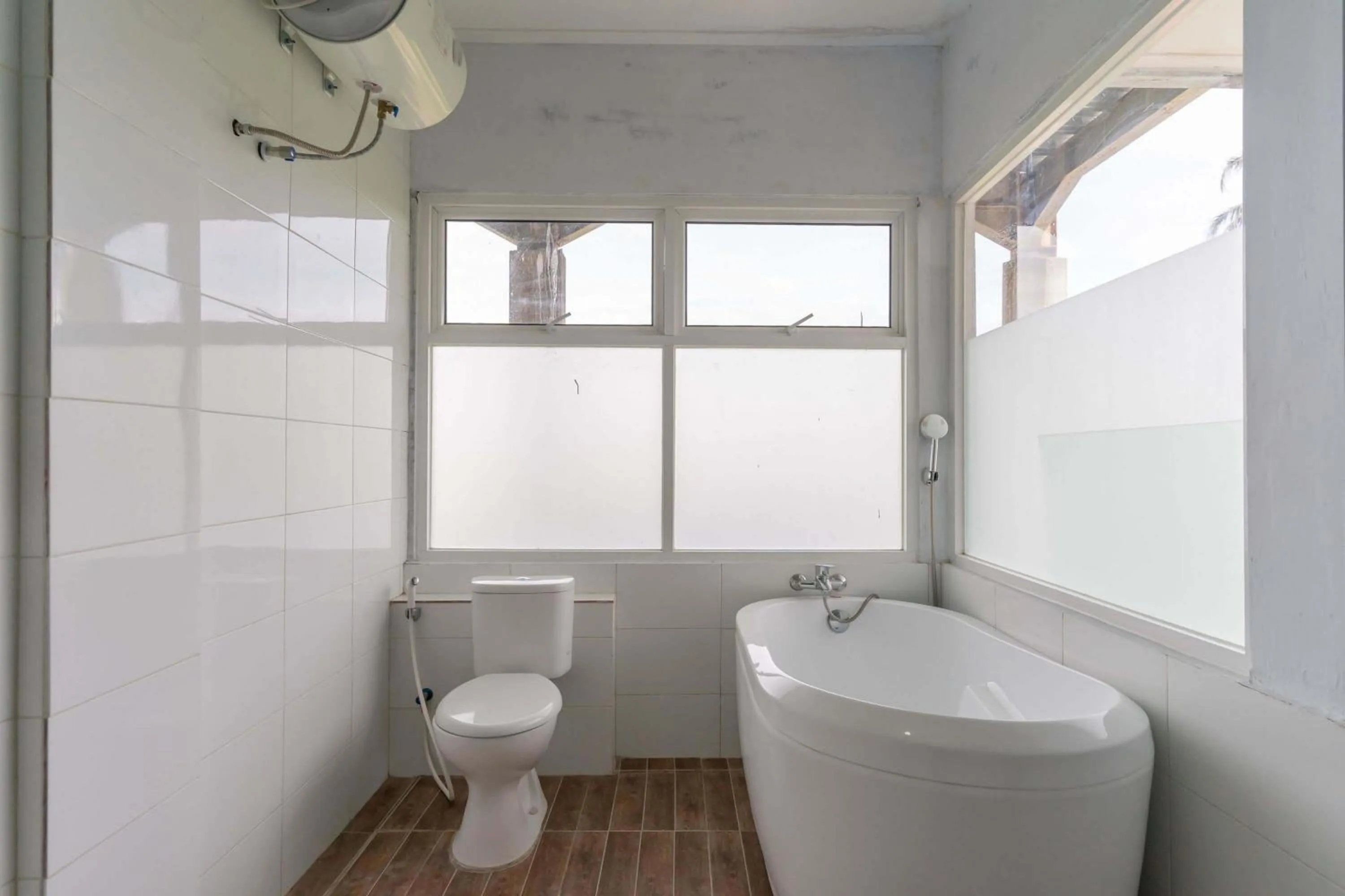 Bathroom in RedDoorz Plus @ Vantas Hotel Parbaba