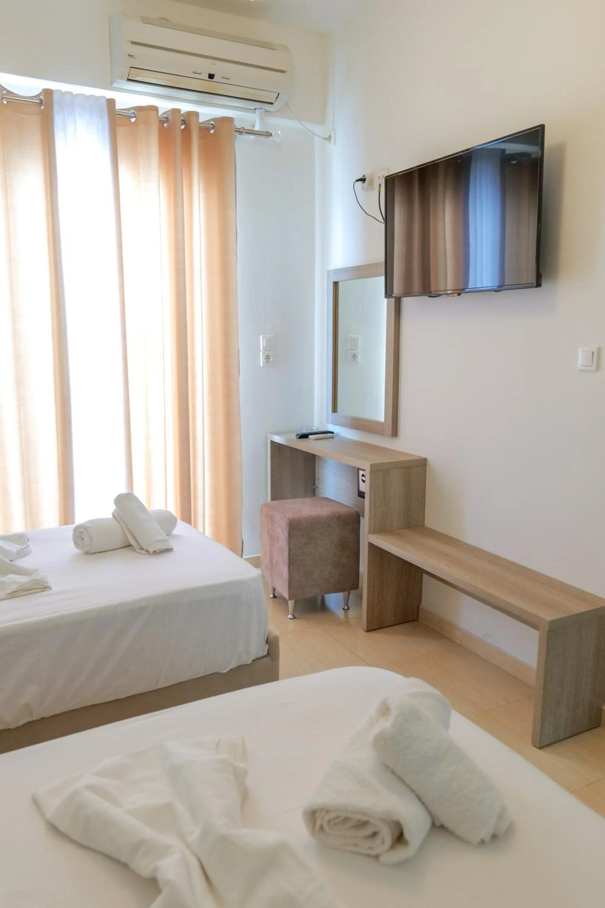 Bedroom, Bed in Hotel Driloni