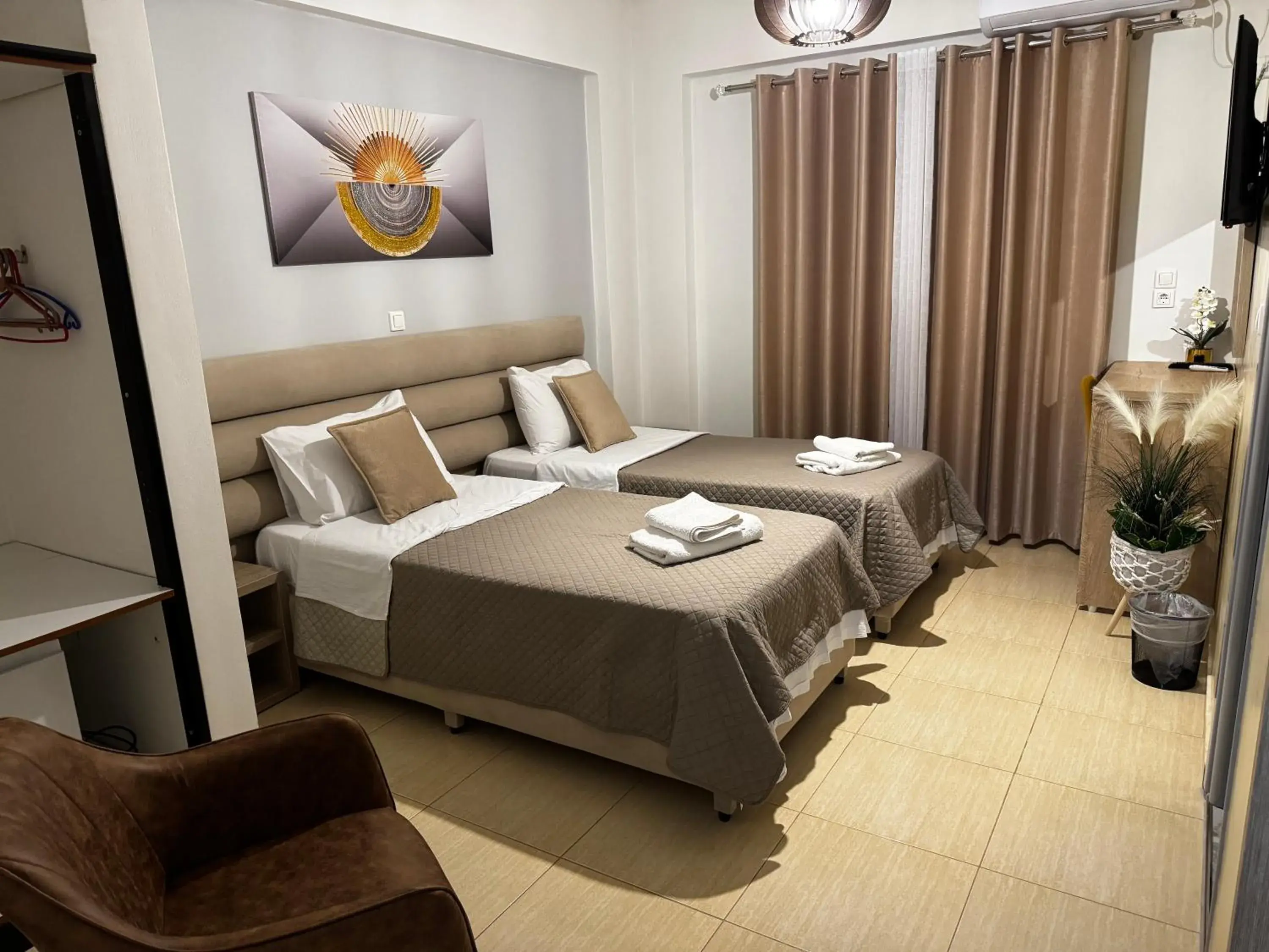 Economy Double Room in Hotel Driloni Economy Double Room in Hotel Driloni