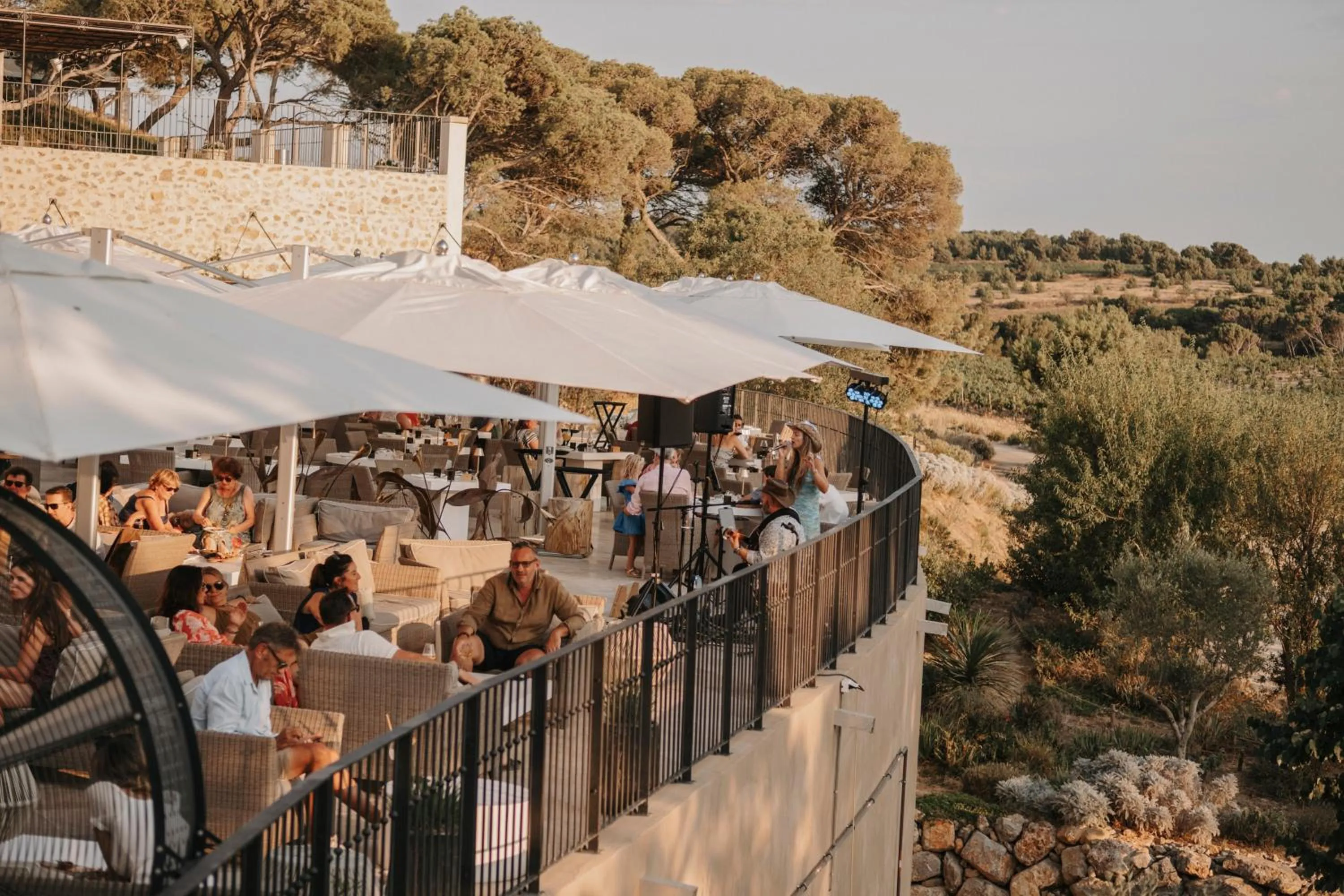 Restaurant/places to eat in Château Capitoul