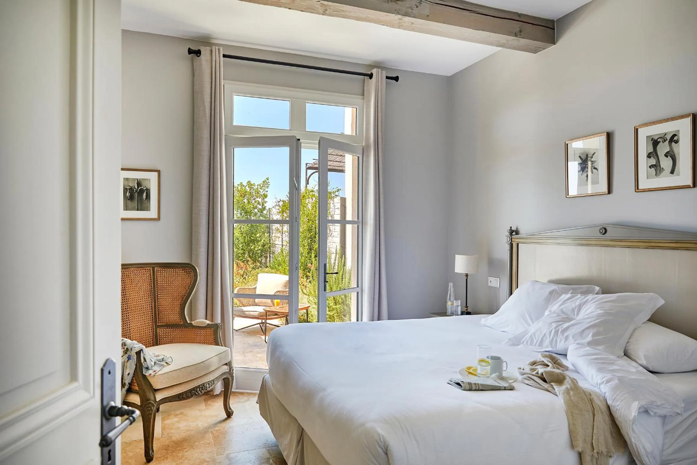 Bedroom, Bed in Château Capitoul