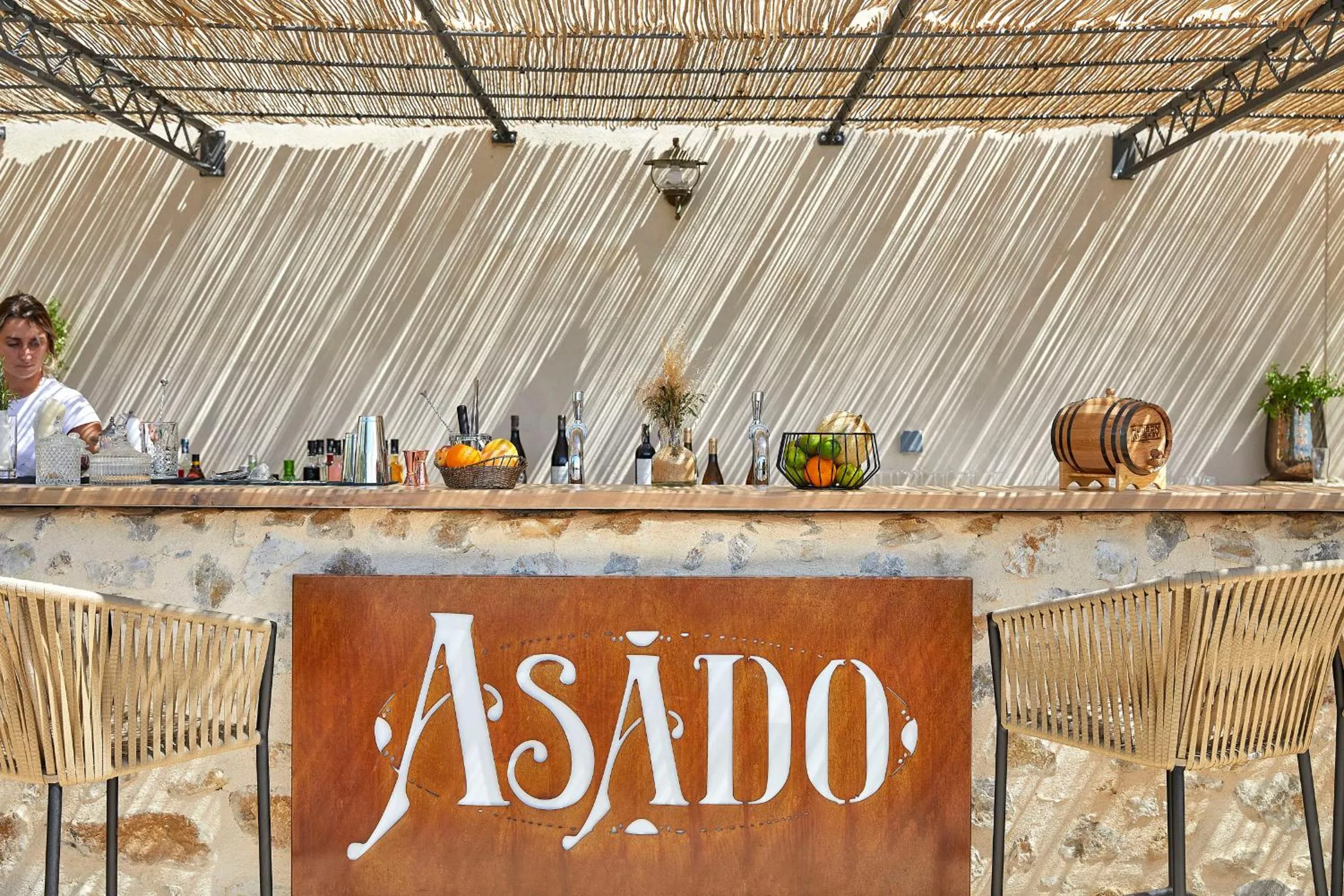 Lounge or bar in Château Capitoul