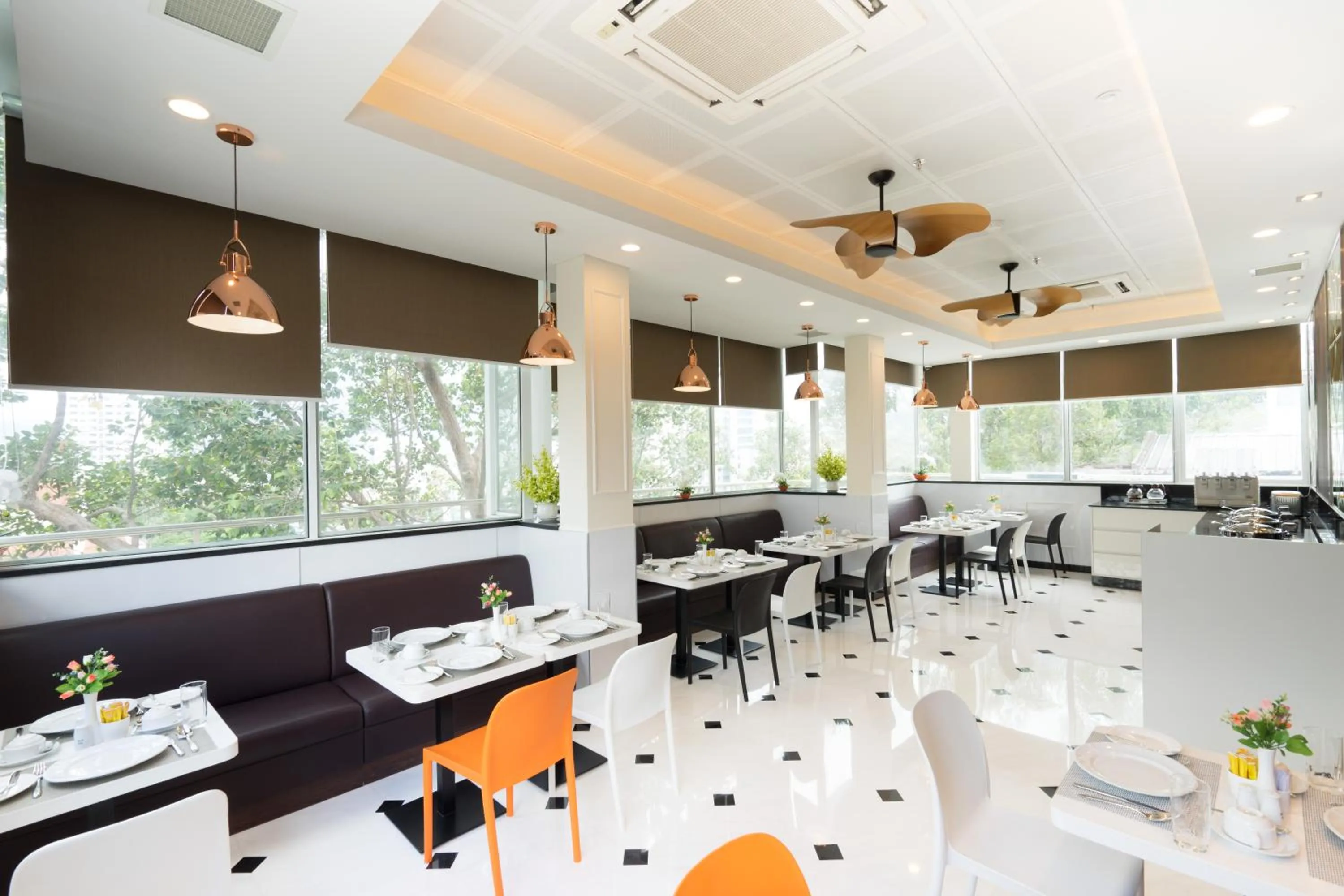 Restaurant/places to eat in Empress Hotel Ho Chi Minh City