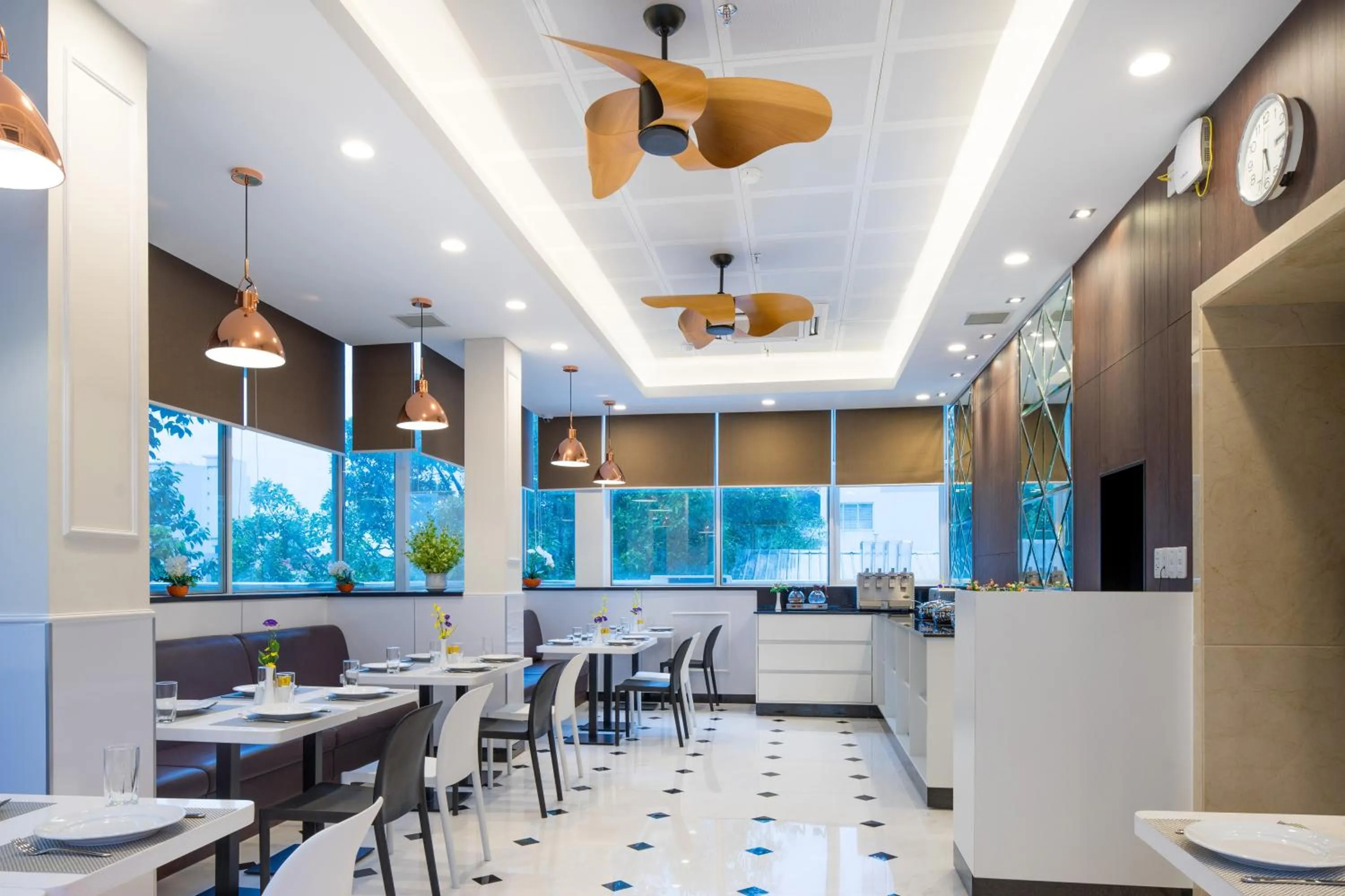 Restaurant/places to eat in Empress Hotel Ho Chi Minh City