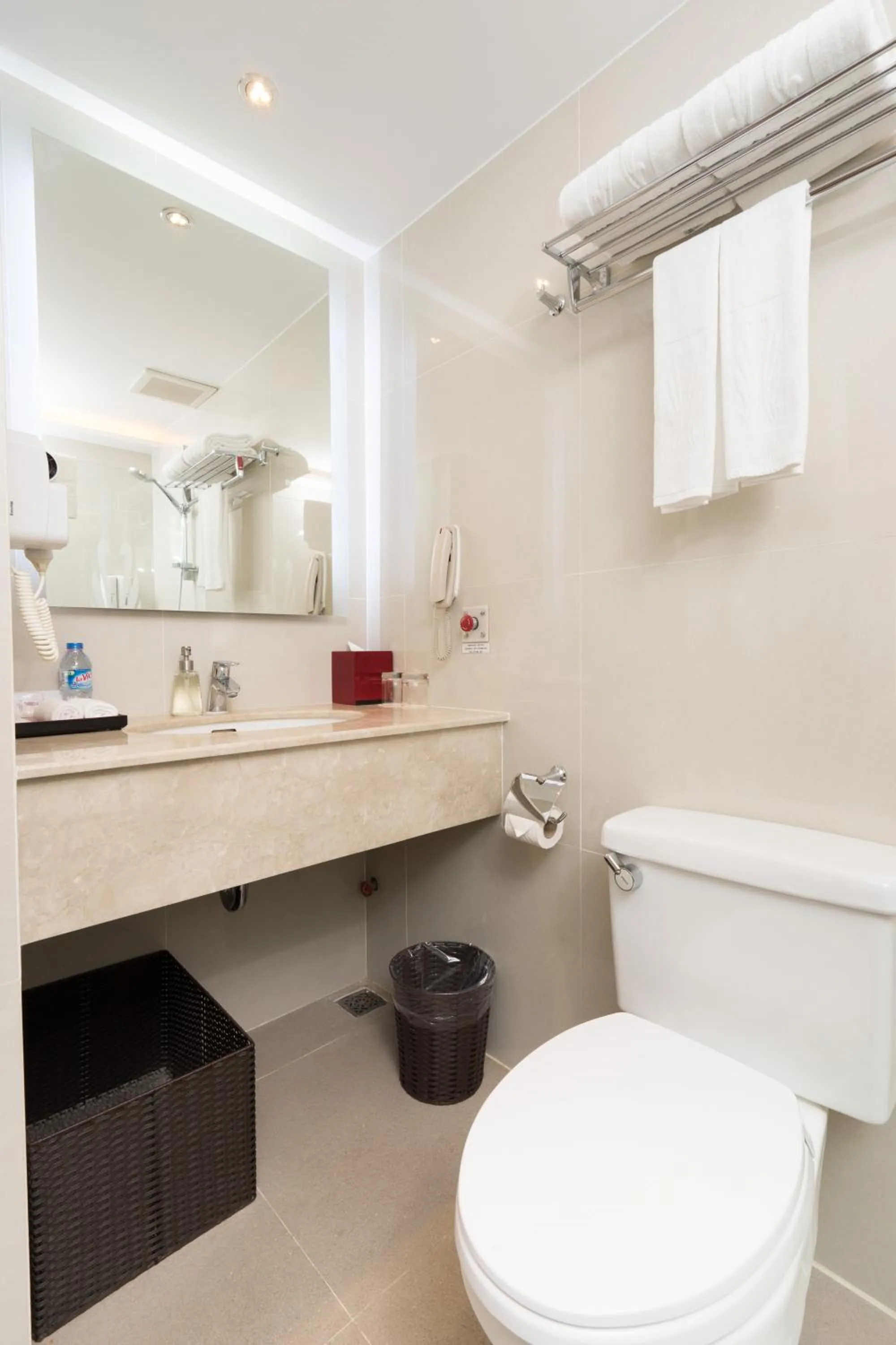 Bathroom in Empress Hotel Ho Chi Minh City