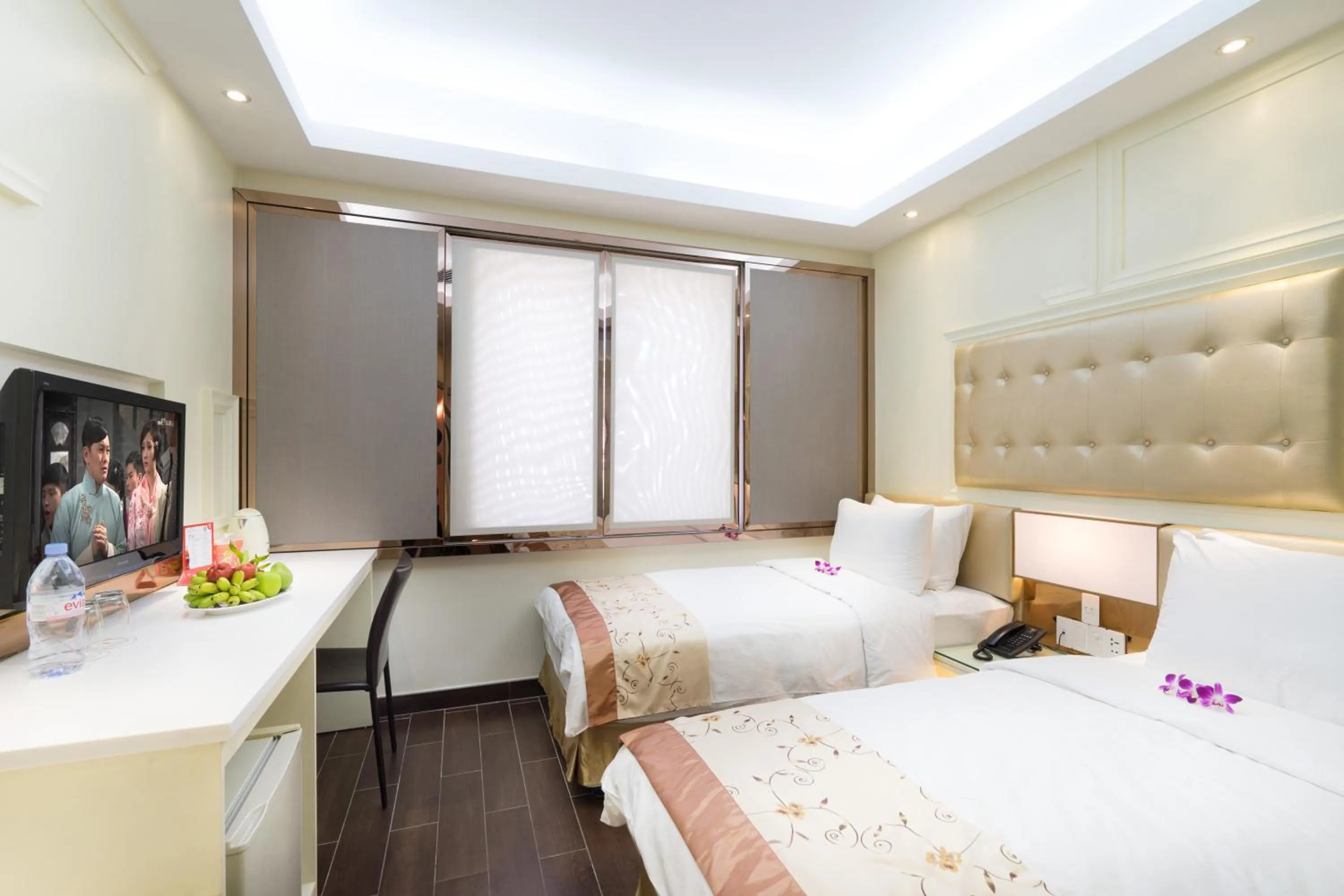 Bedroom, Bed in Empress Hotel Ho Chi Minh City