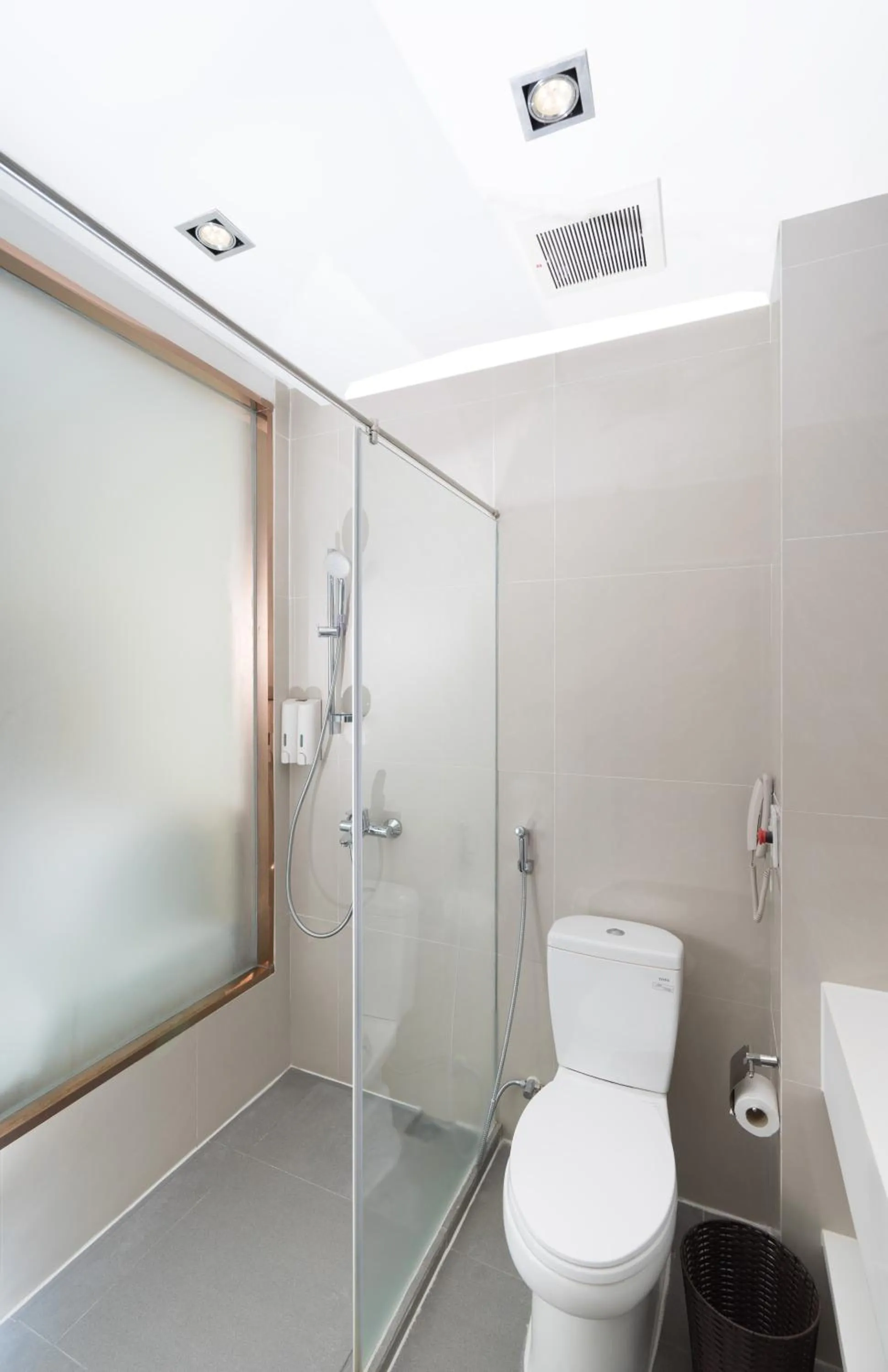 Bathroom in Empress Hotel Ho Chi Minh City