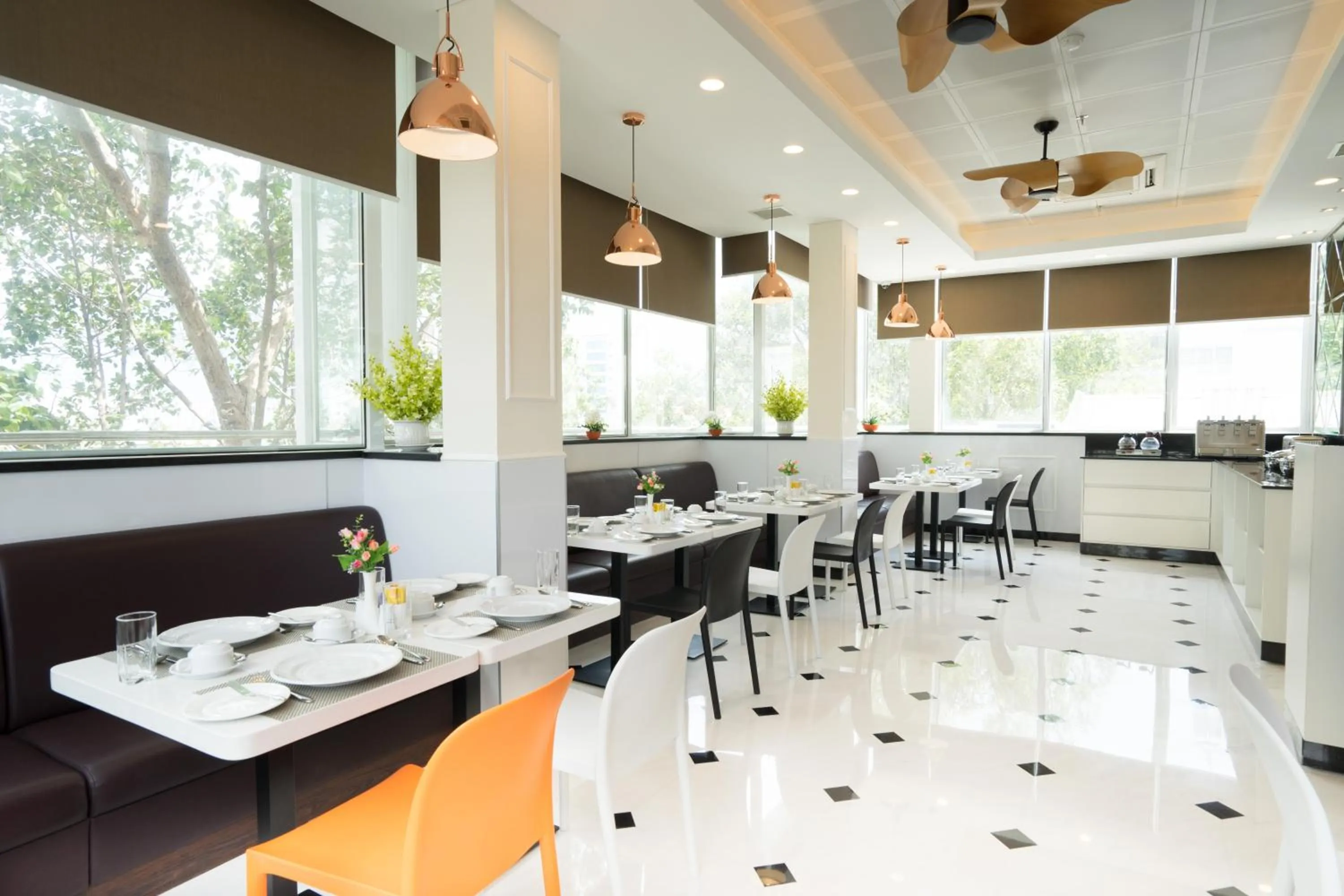 Restaurant/places to eat in Empress Hotel Ho Chi Minh City