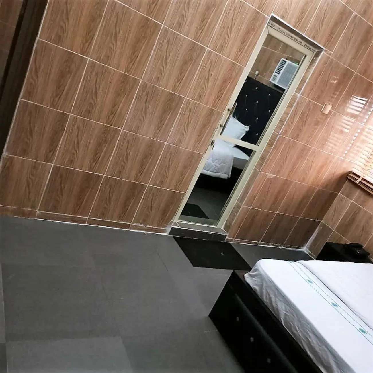 Bathroom in Elites Lodge