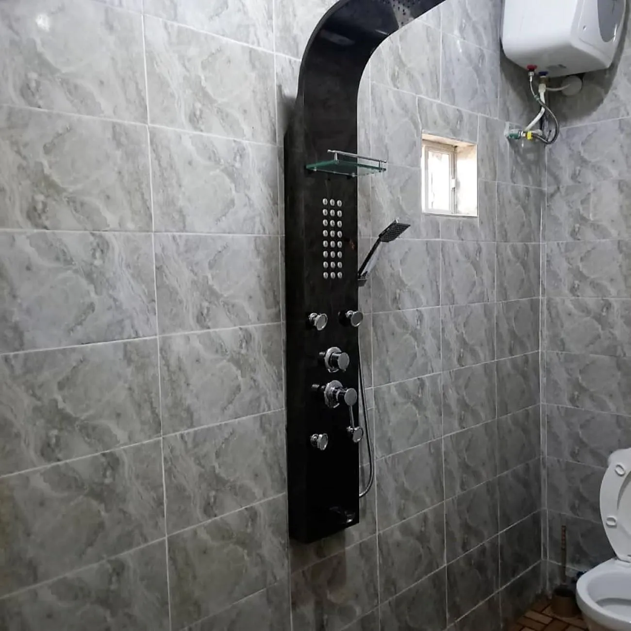 Toilet in Elites Lodge