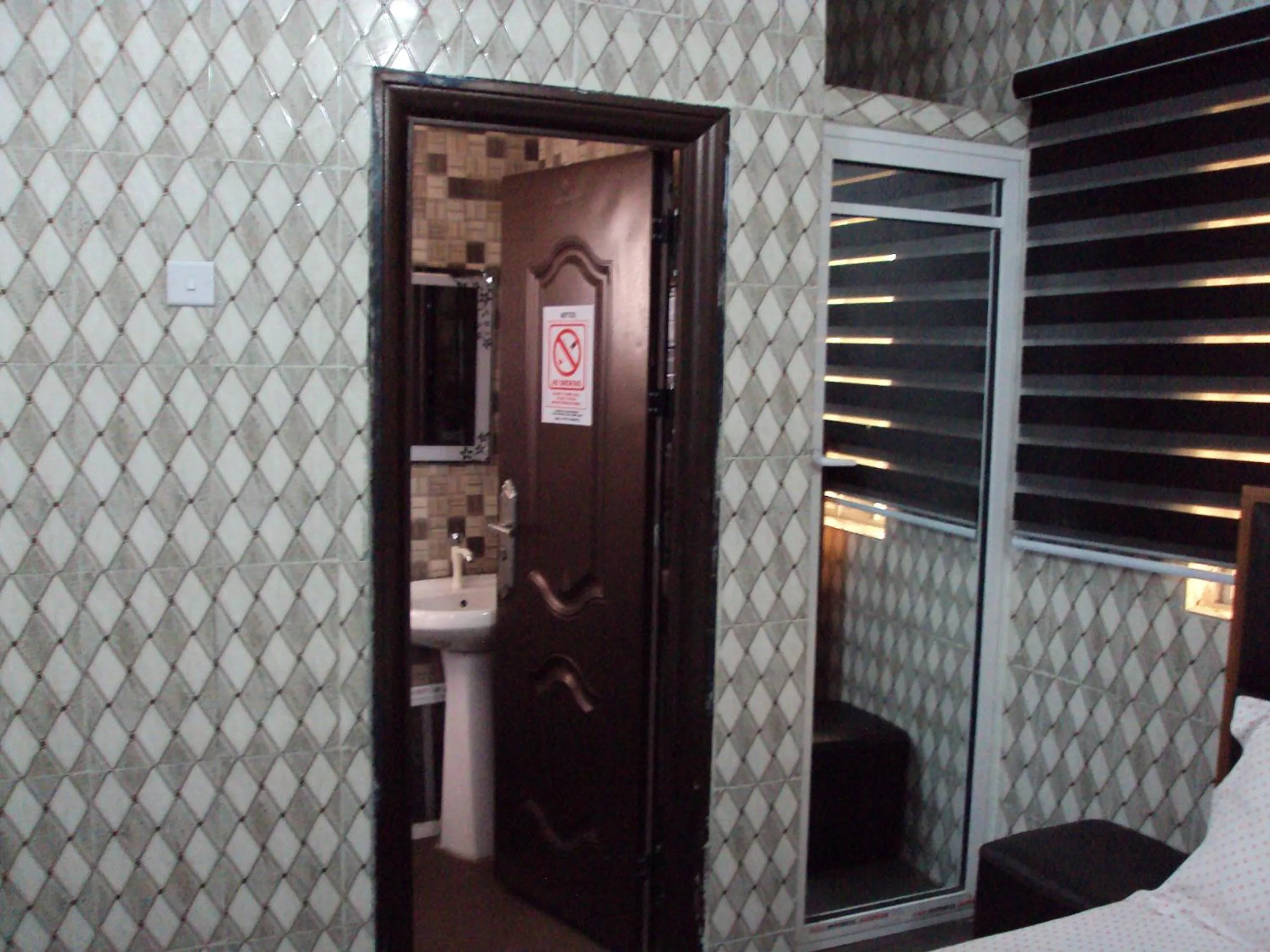 Bathroom in Elites Lodge