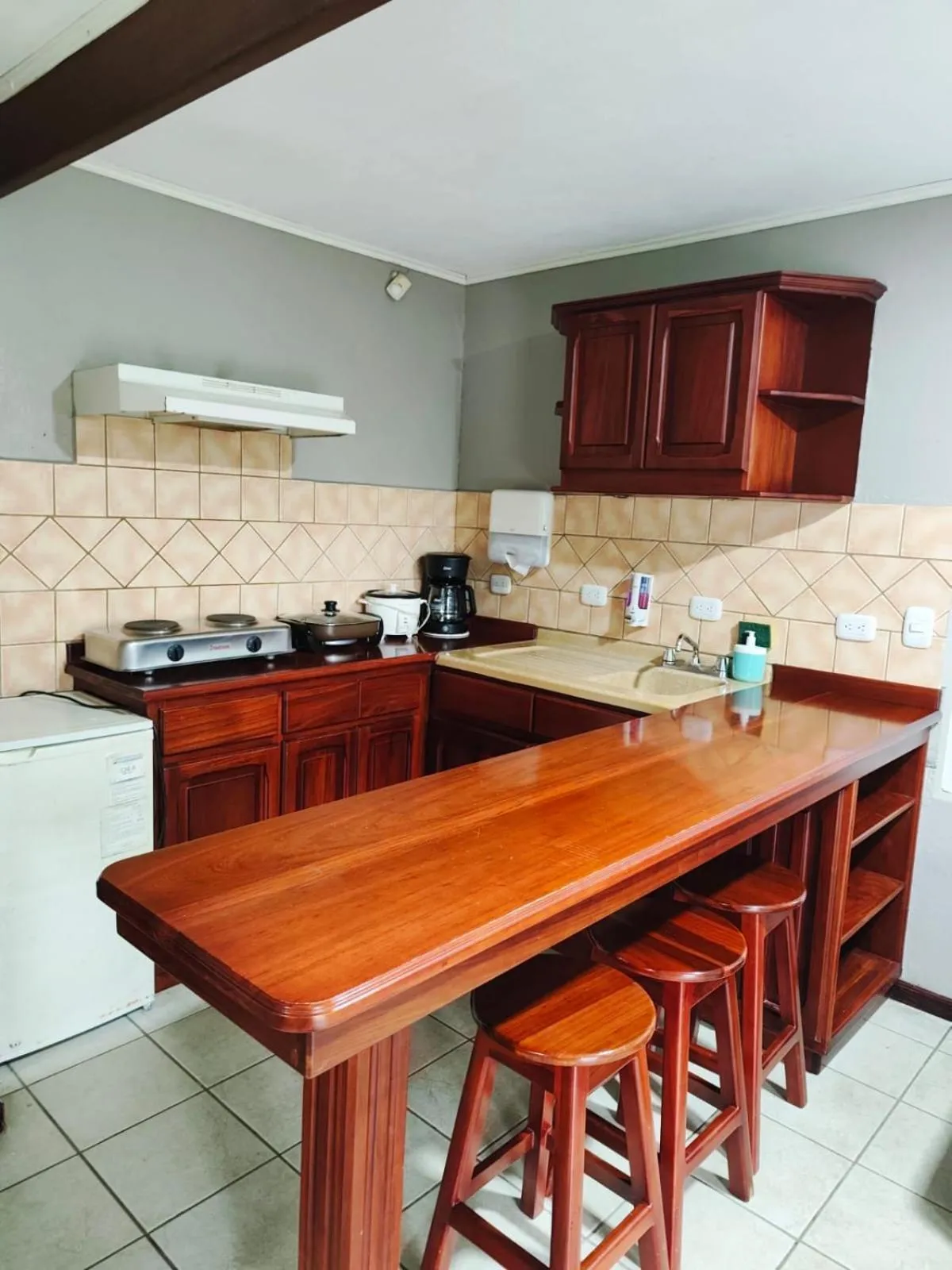 kitchen in Ávita Lodge