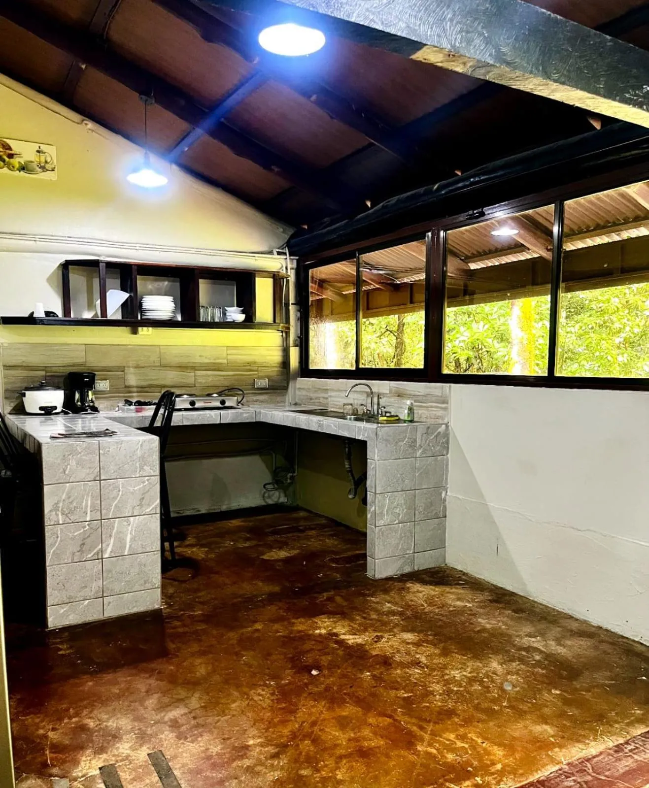 kitchen in Ávita Lodge