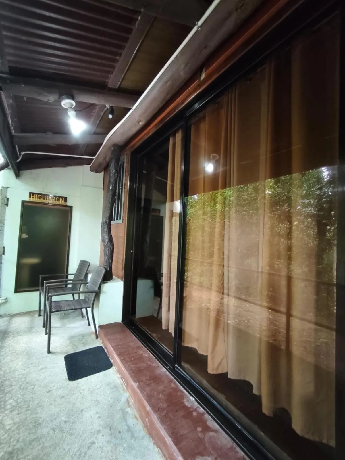 Property building in Ávita Lodge