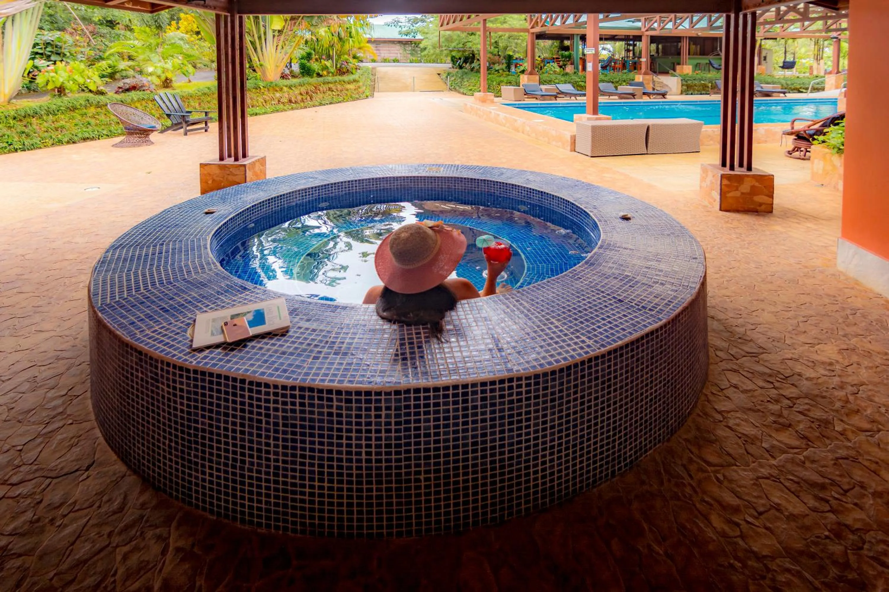 Property building in Ávita Lodge