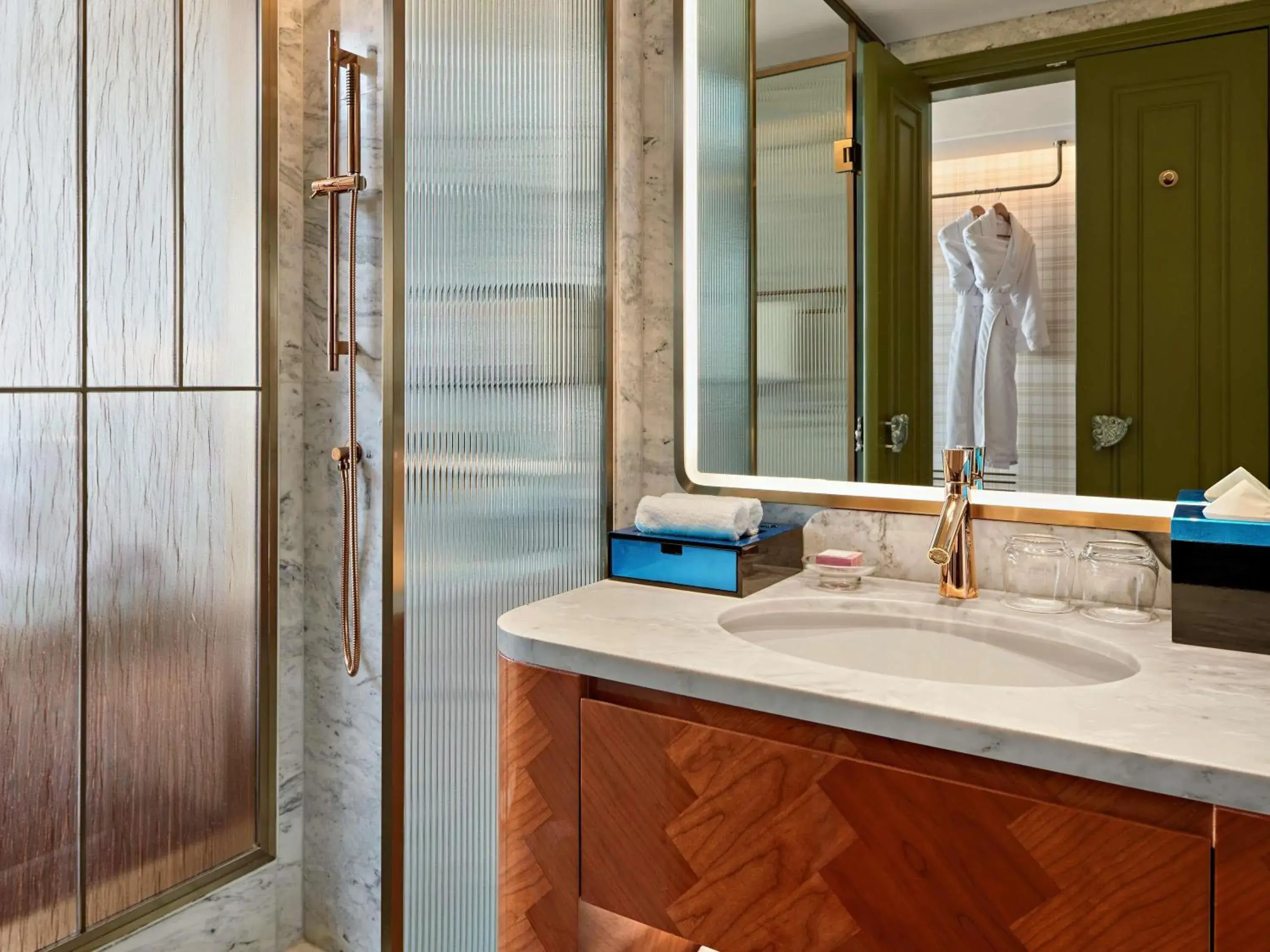 Bedroom in Mövenpick Hotel Hanoi Centre Bedroom in Mövenpick Hotel Hanoi Centre