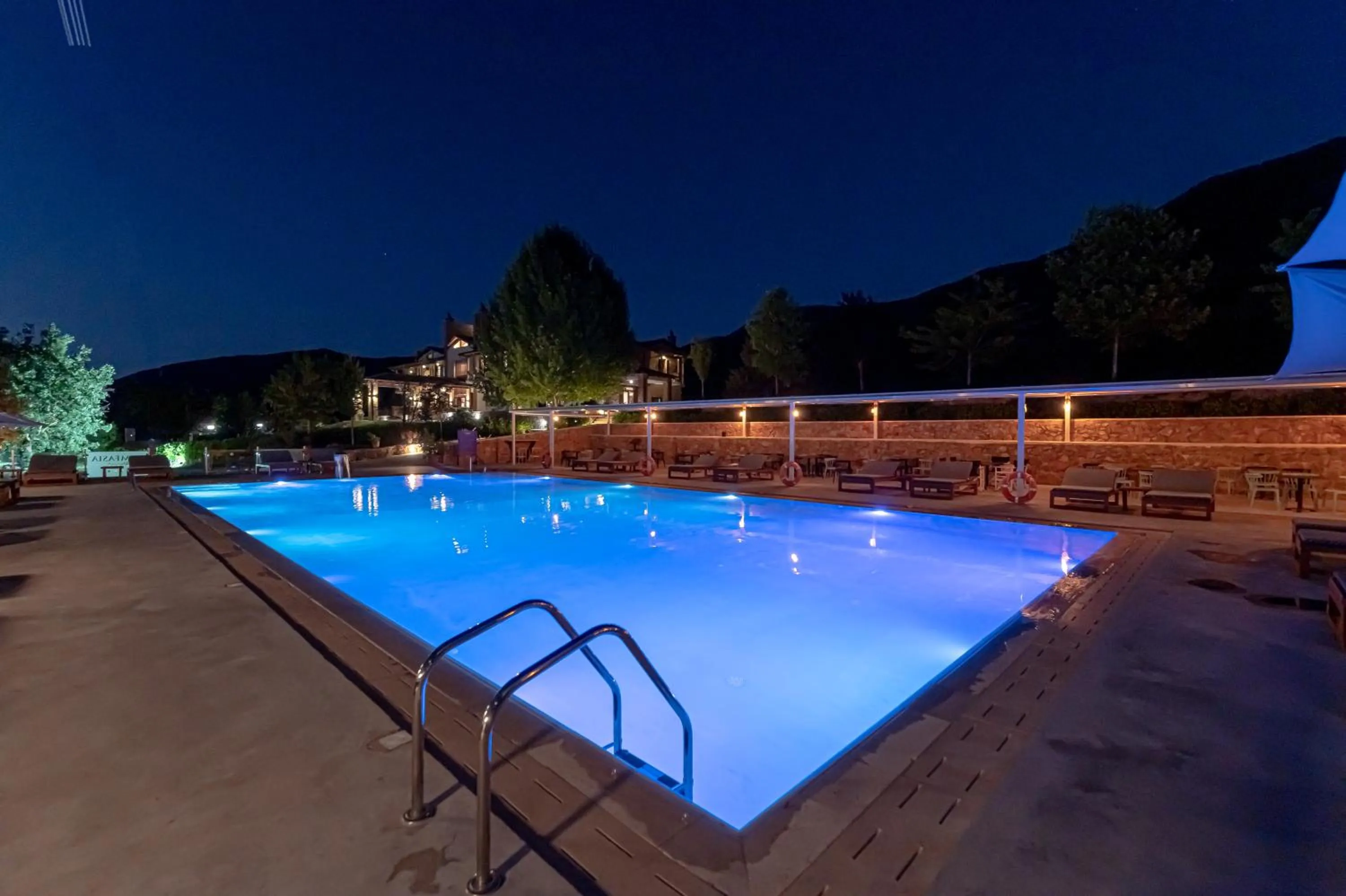 Swimming pool in Nymfasia Resort
