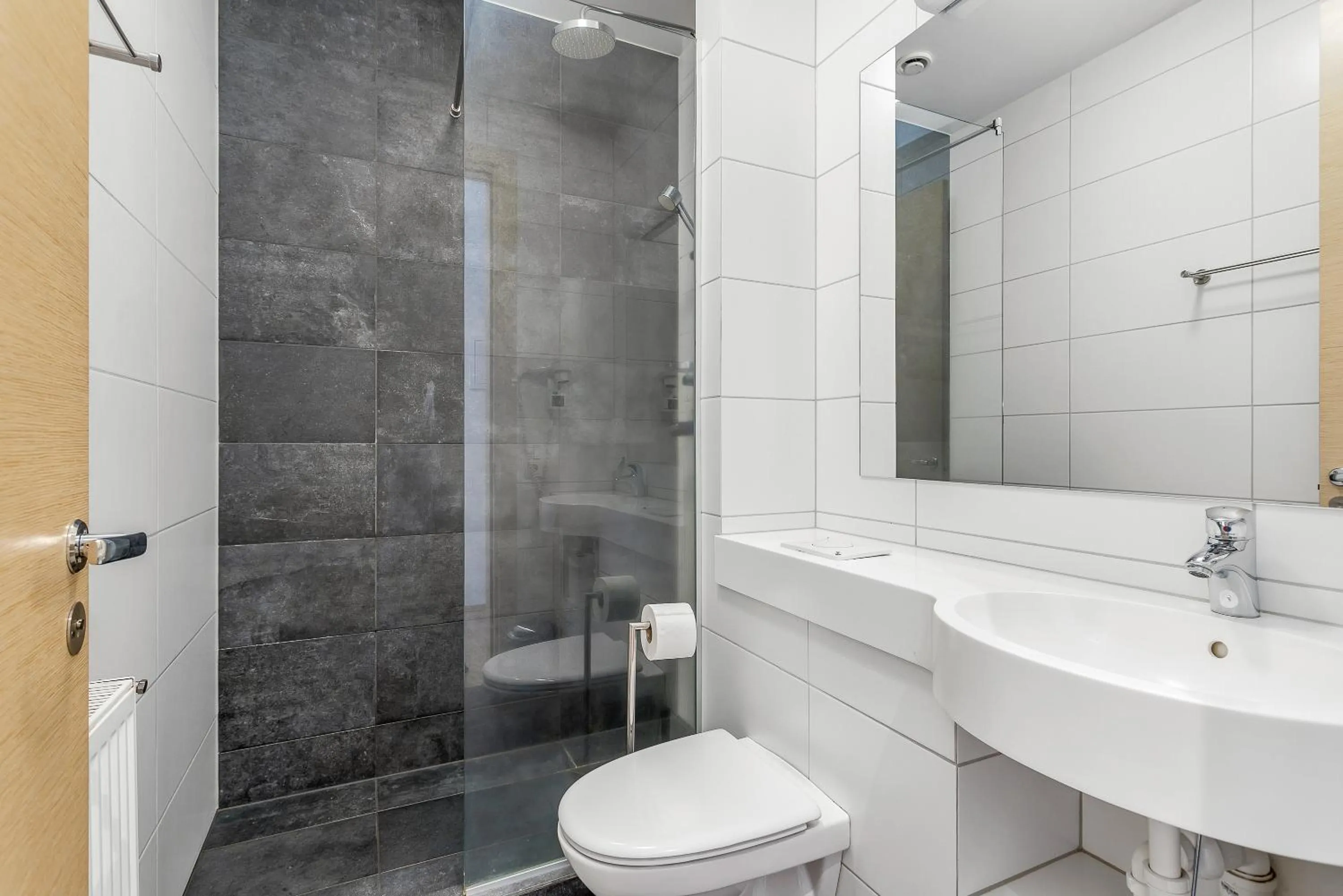 Shower in Iceland Comfort Apartments by Heimaleiga