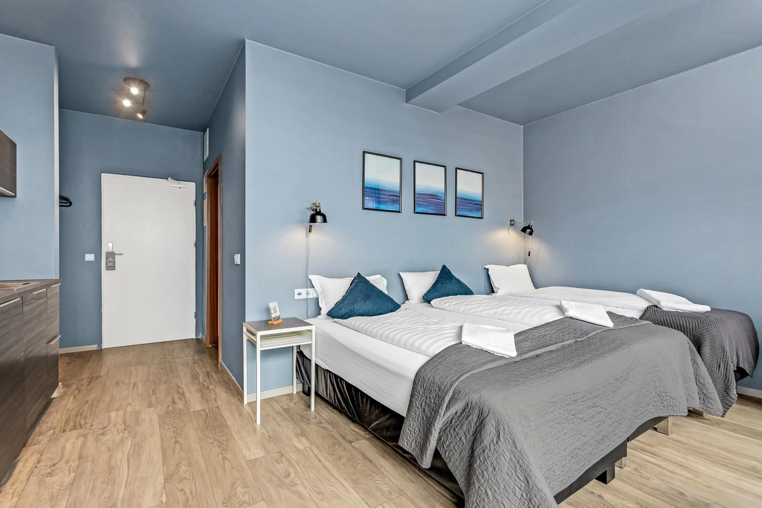 Facade/entrance, Bed in Iceland Comfort Apartments by Heimaleiga