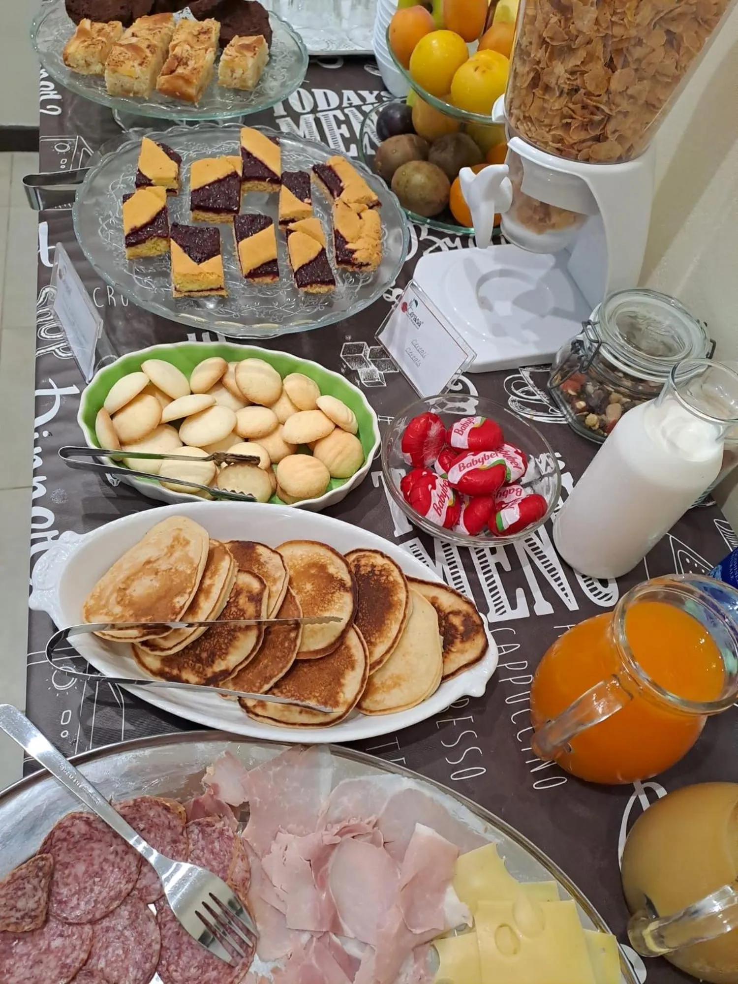 Buffet breakfast in Agriturismo B&B La Cerasa