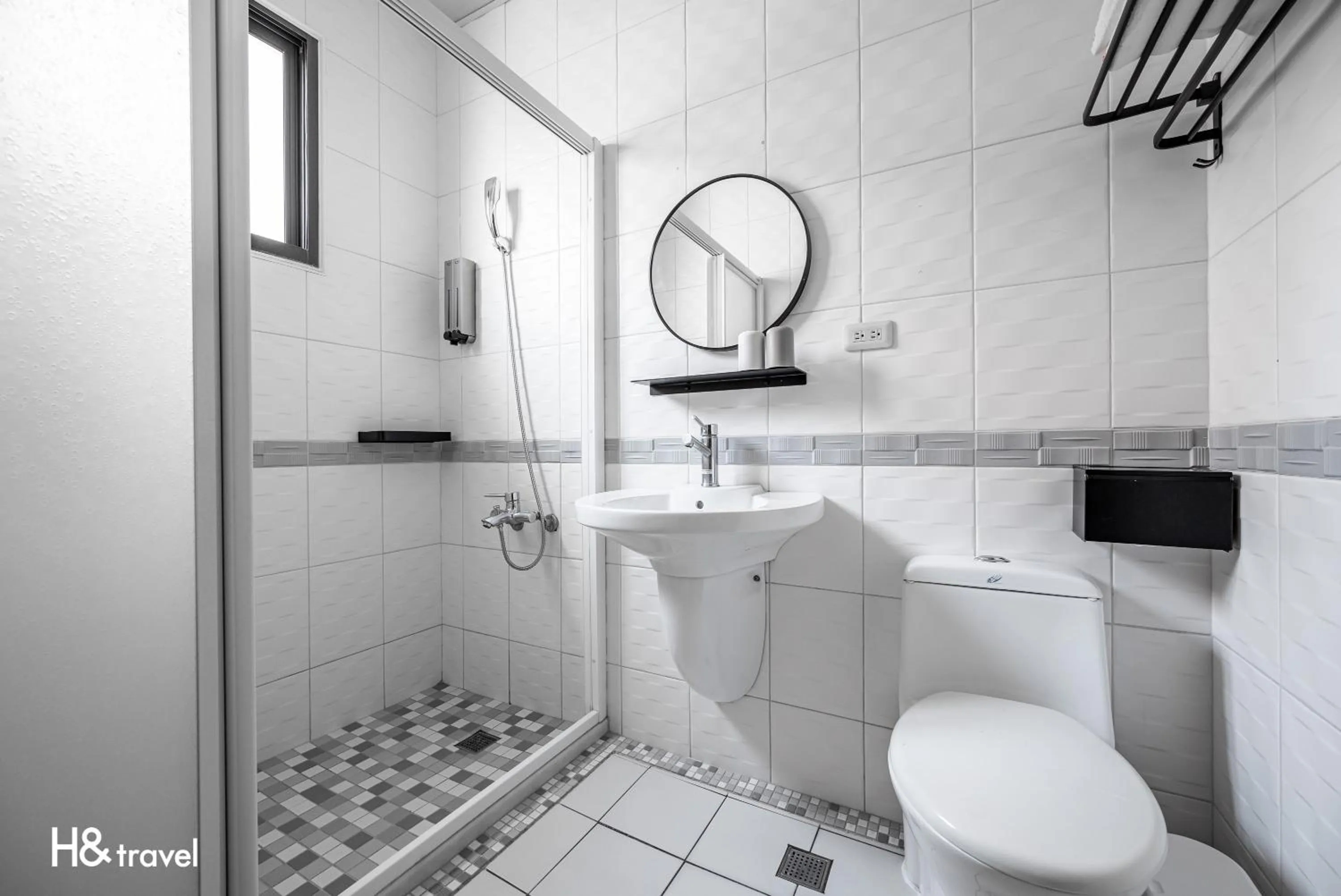 Toilet in Taitung Feng lin Smart Stay