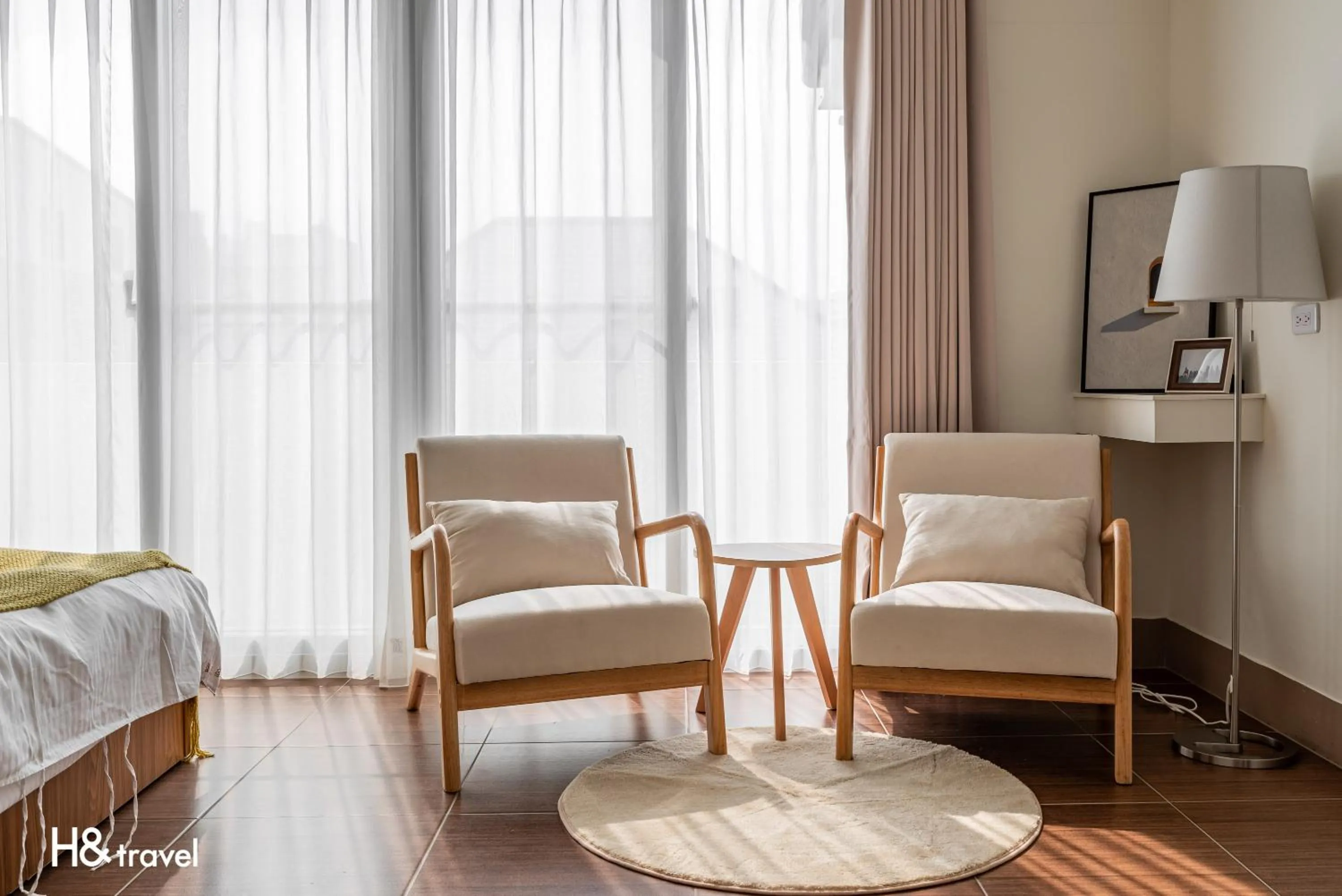 View (from property/room), Bed in Taitung Feng lin Smart Stay