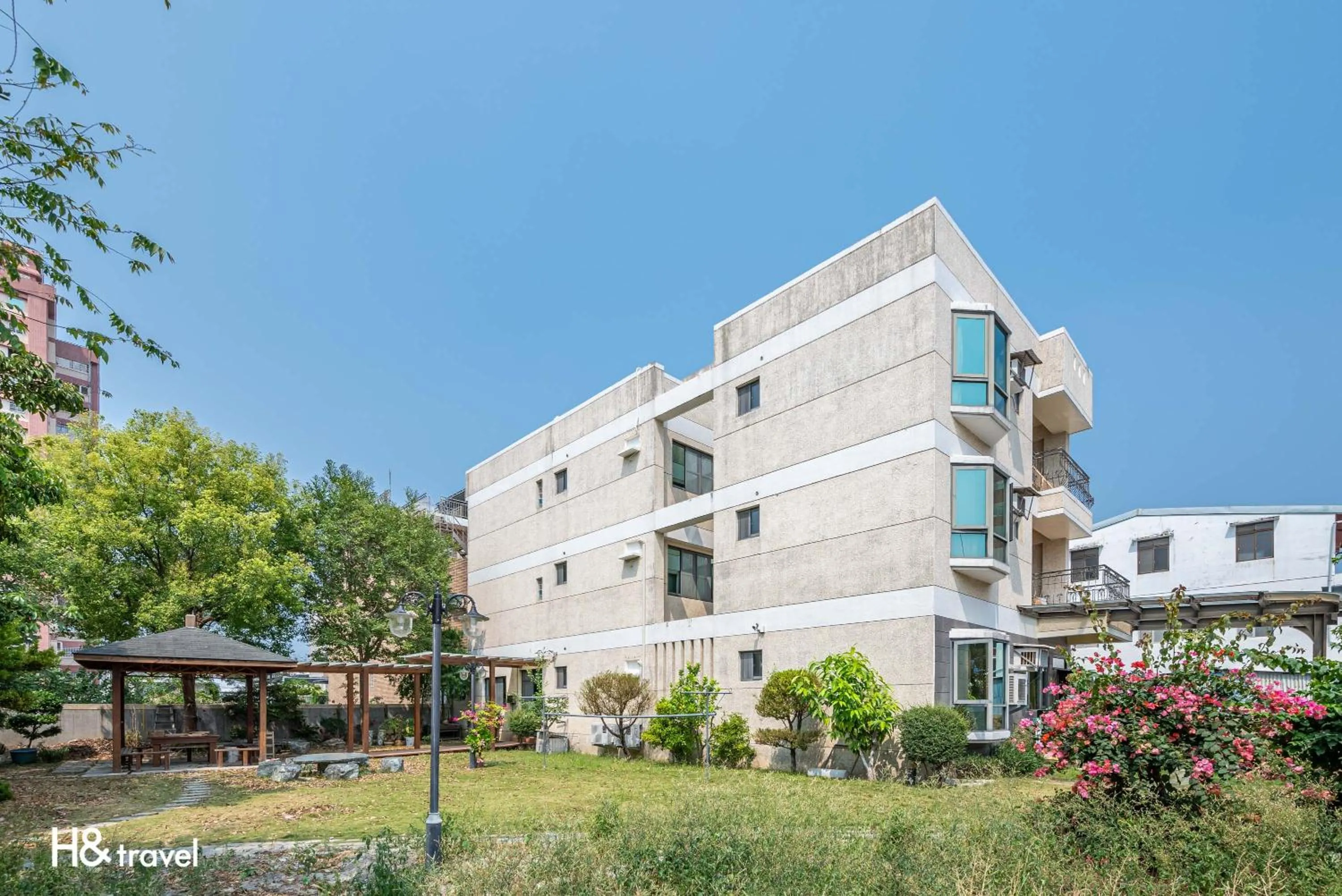 Property building in Taitung Feng lin Smart Stay