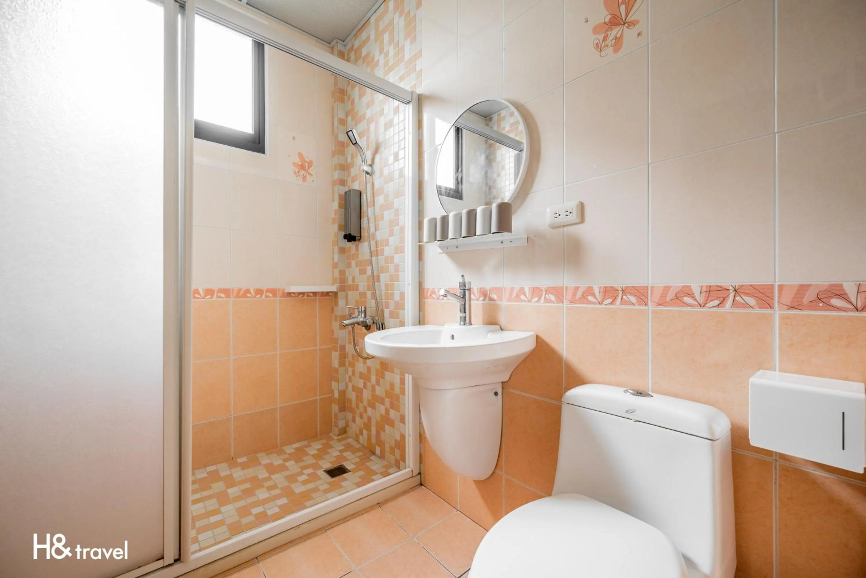Shower in Taitung Feng lin Smart Stay