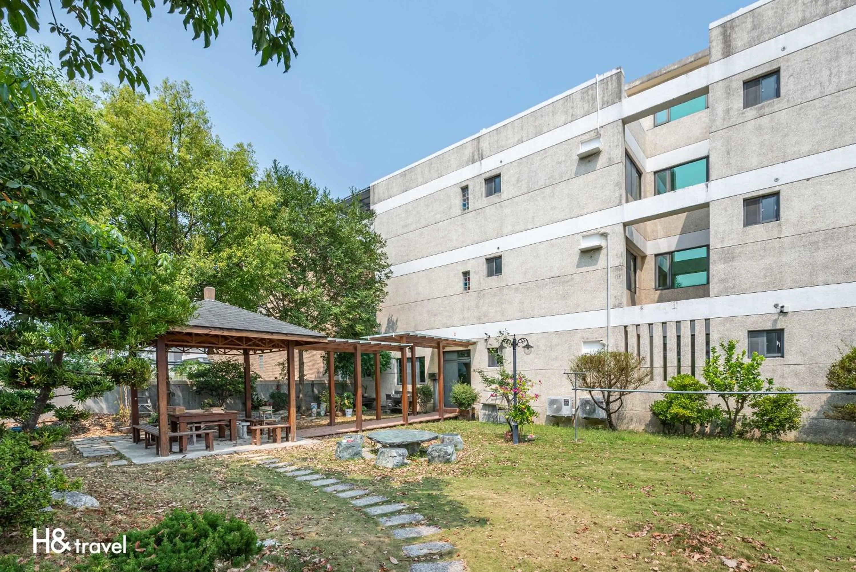 Property building in Taitung Feng lin Smart Stay