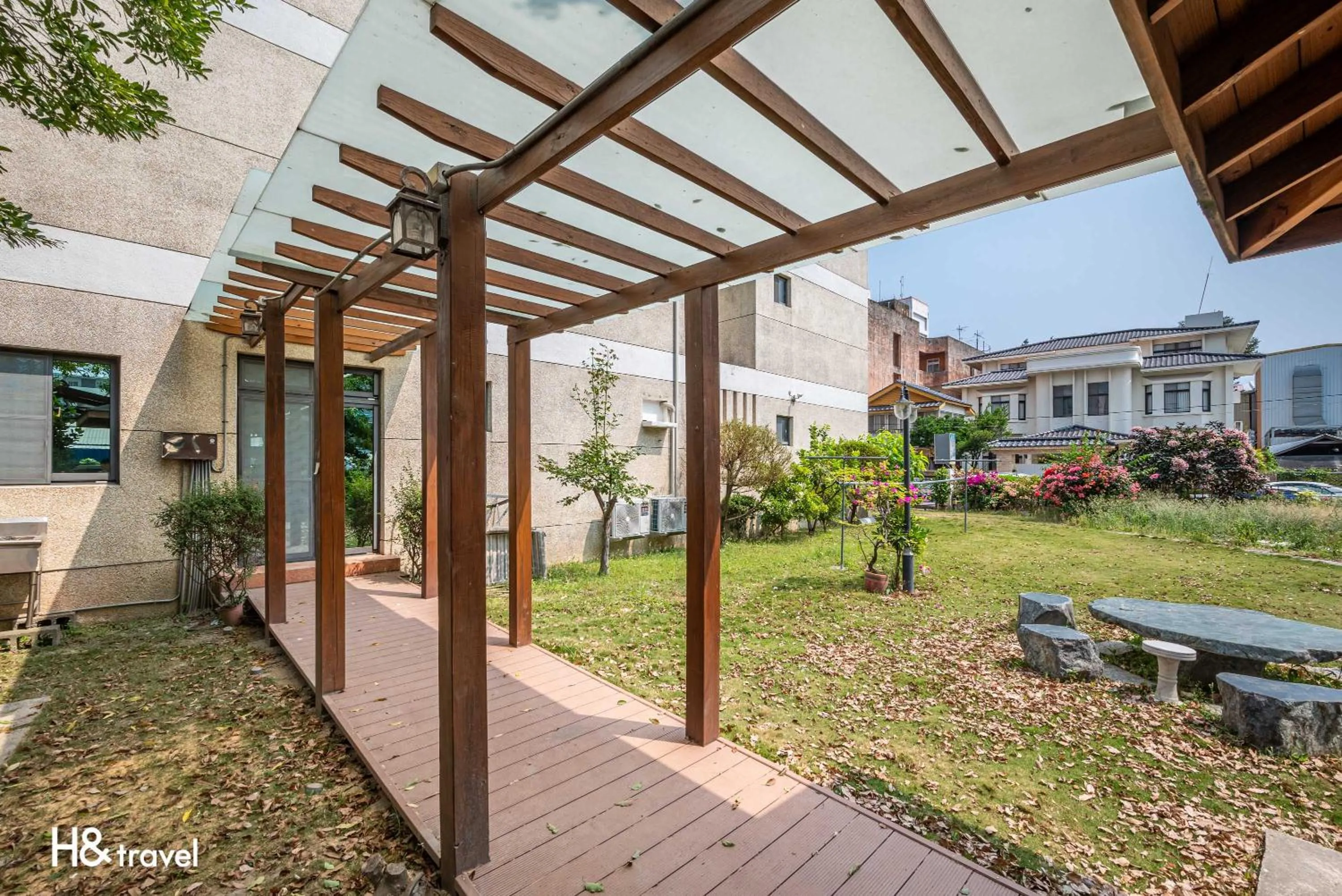 Property building in Taitung Feng lin Smart Stay