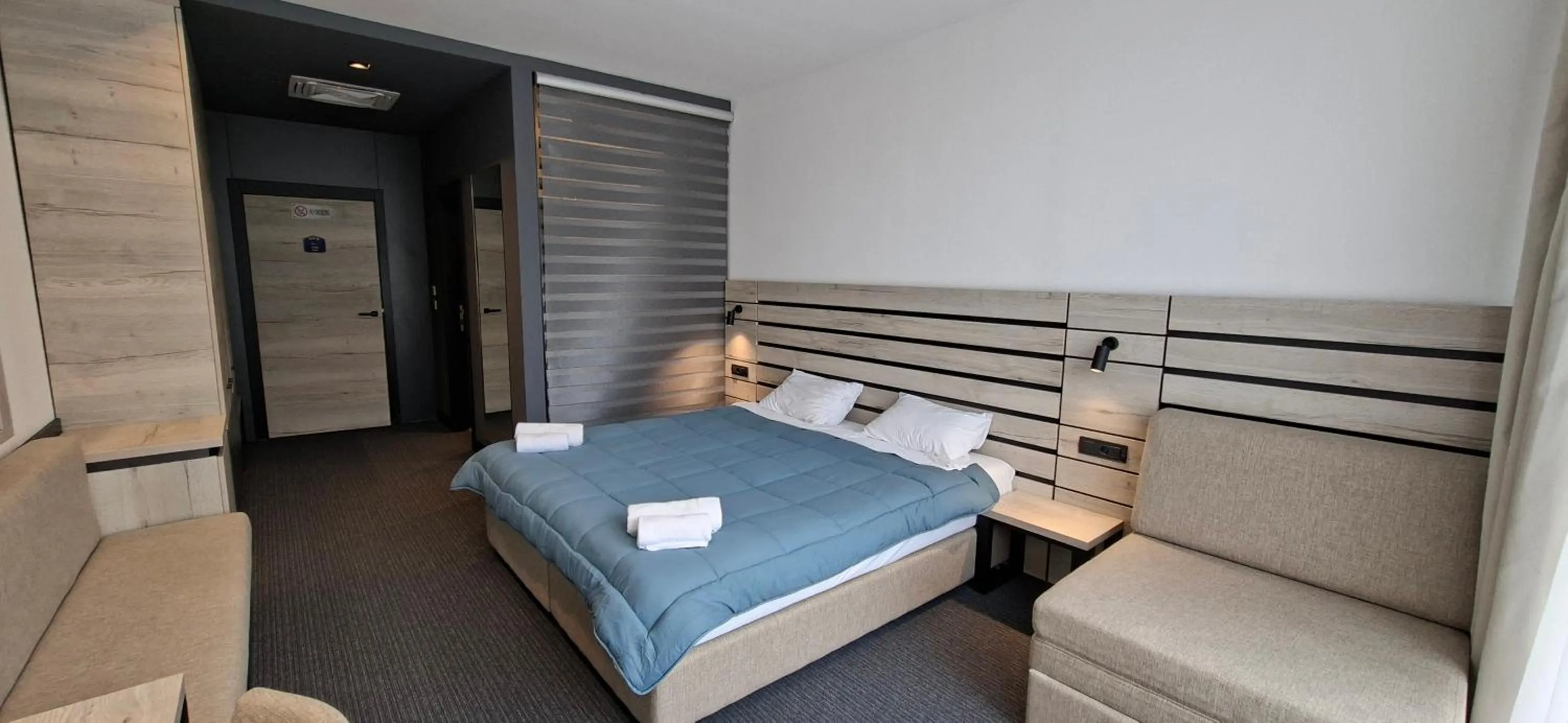 Bed in Super seven inn