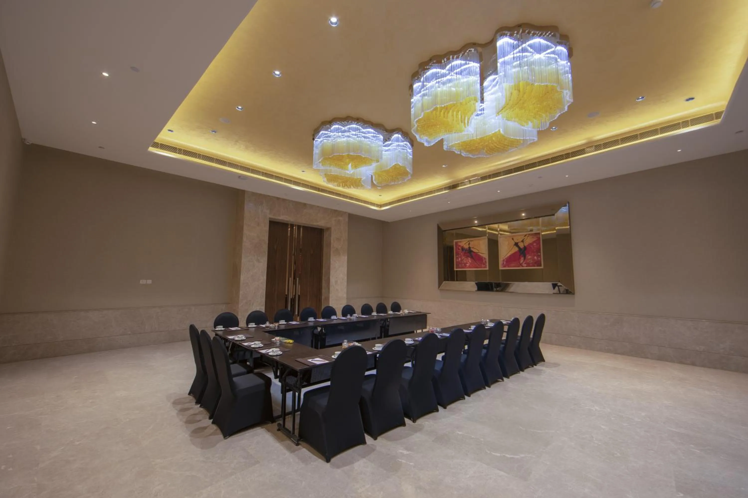 Meeting/conference room in The Gaurs Sarovar Premiere