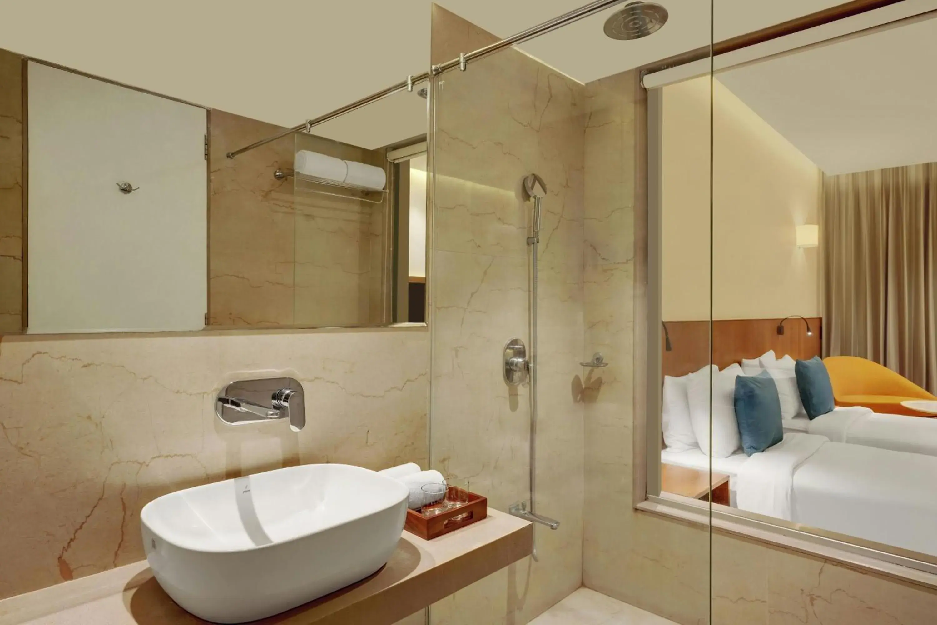Bathroom, Bed in The Fern Residency, Jamnagar, Series by Marriott Bathroom, Bed in The Fern Residency, Jamnagar, Series by Marriott