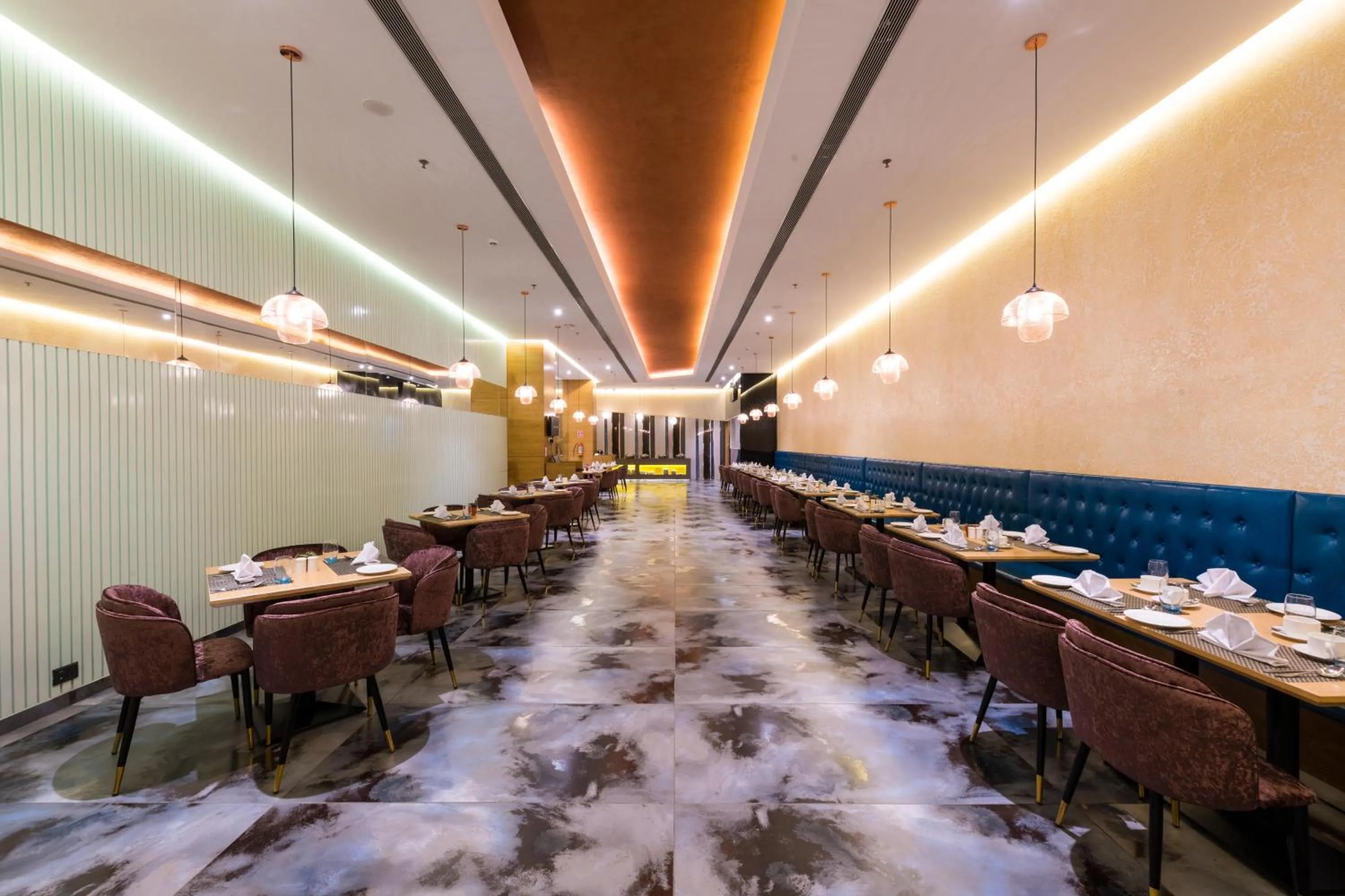 Restaurant/places to eat in The Fern Residency, Jamnagar