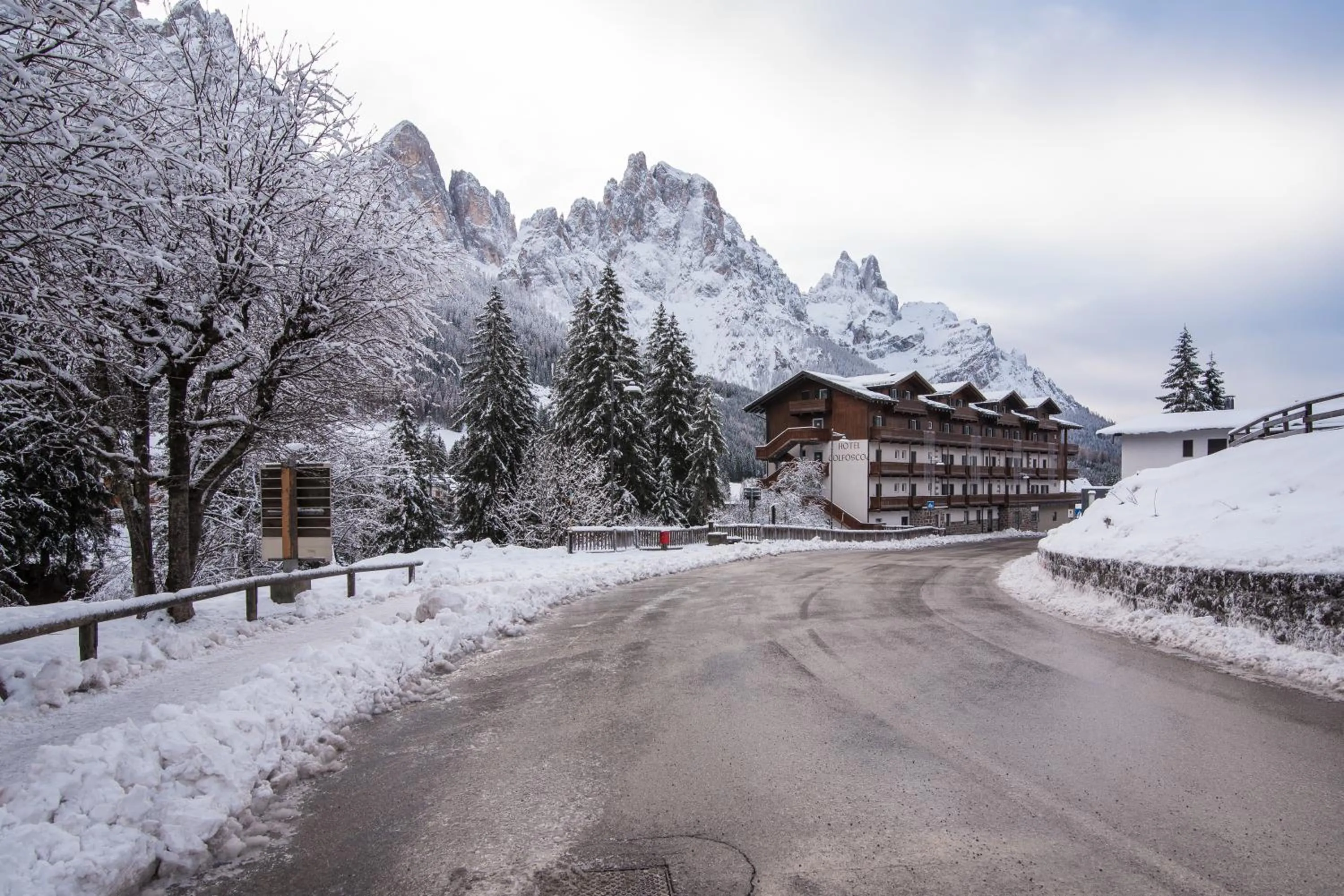 Property building in Hotel Colfosco