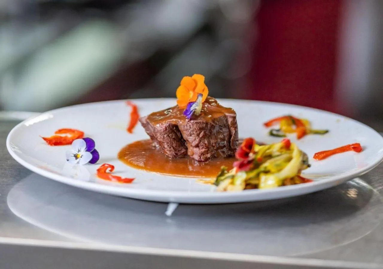 Restaurant/places to eat in Hotel Colfosco