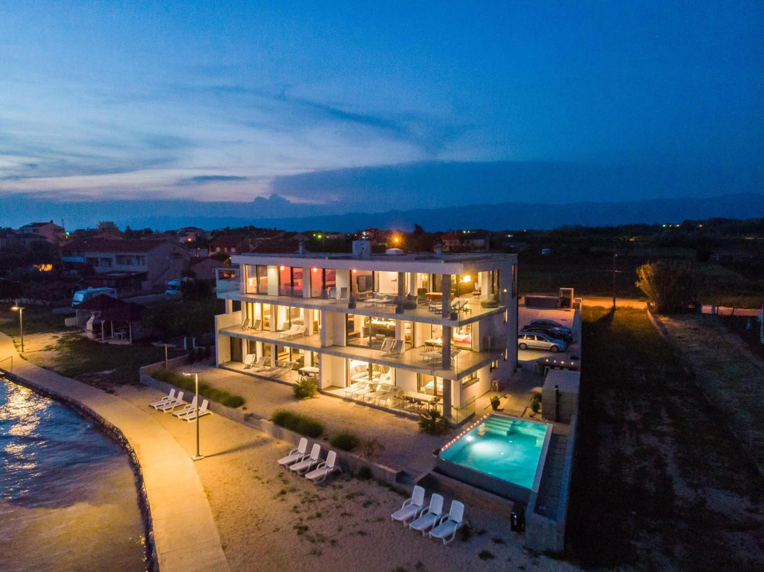 Jimmys Beach Privlaka direkt am Meer und beheiztem Pool