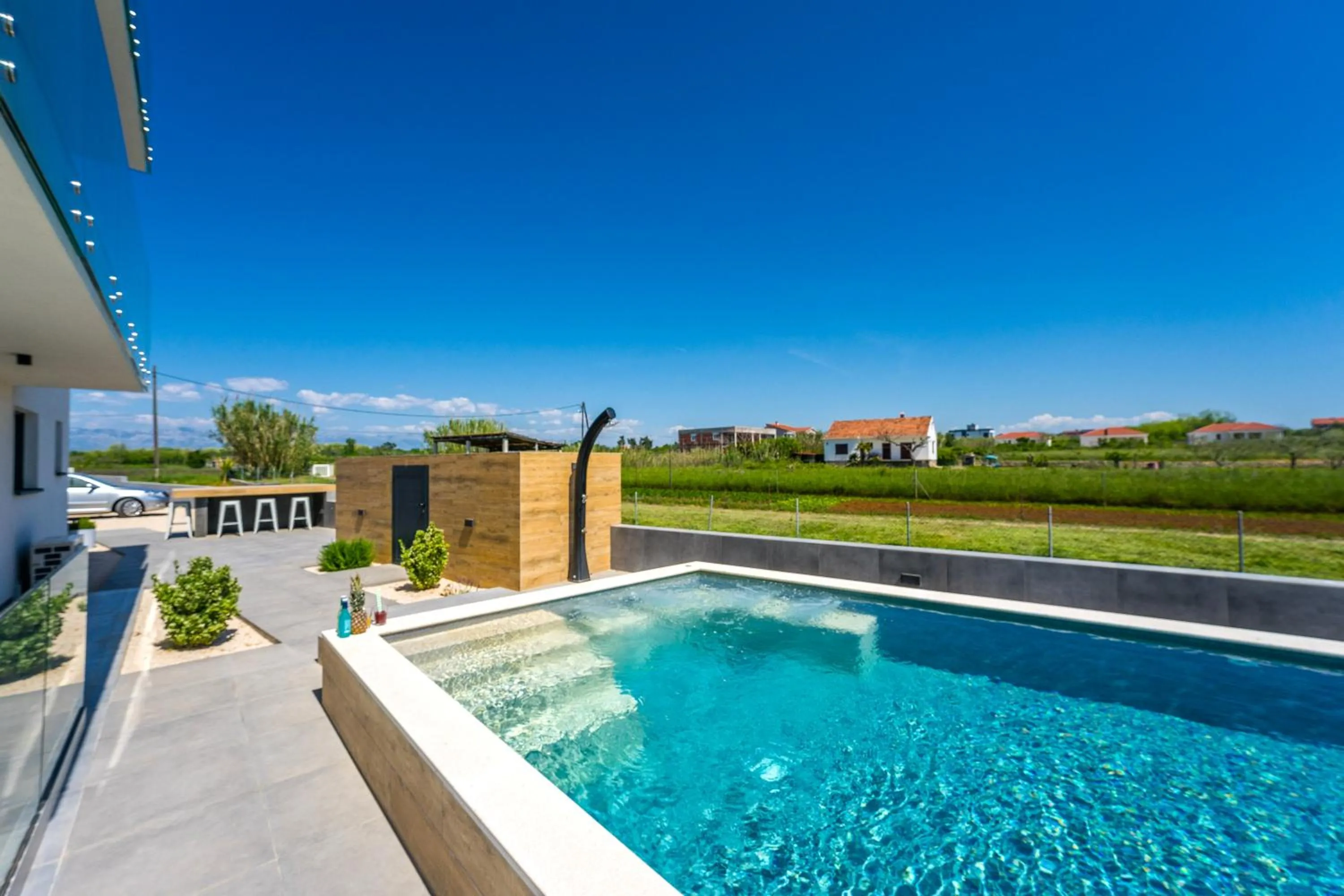 Jimmys Beach Privlaka direkt am Meer und beheiztem Pool